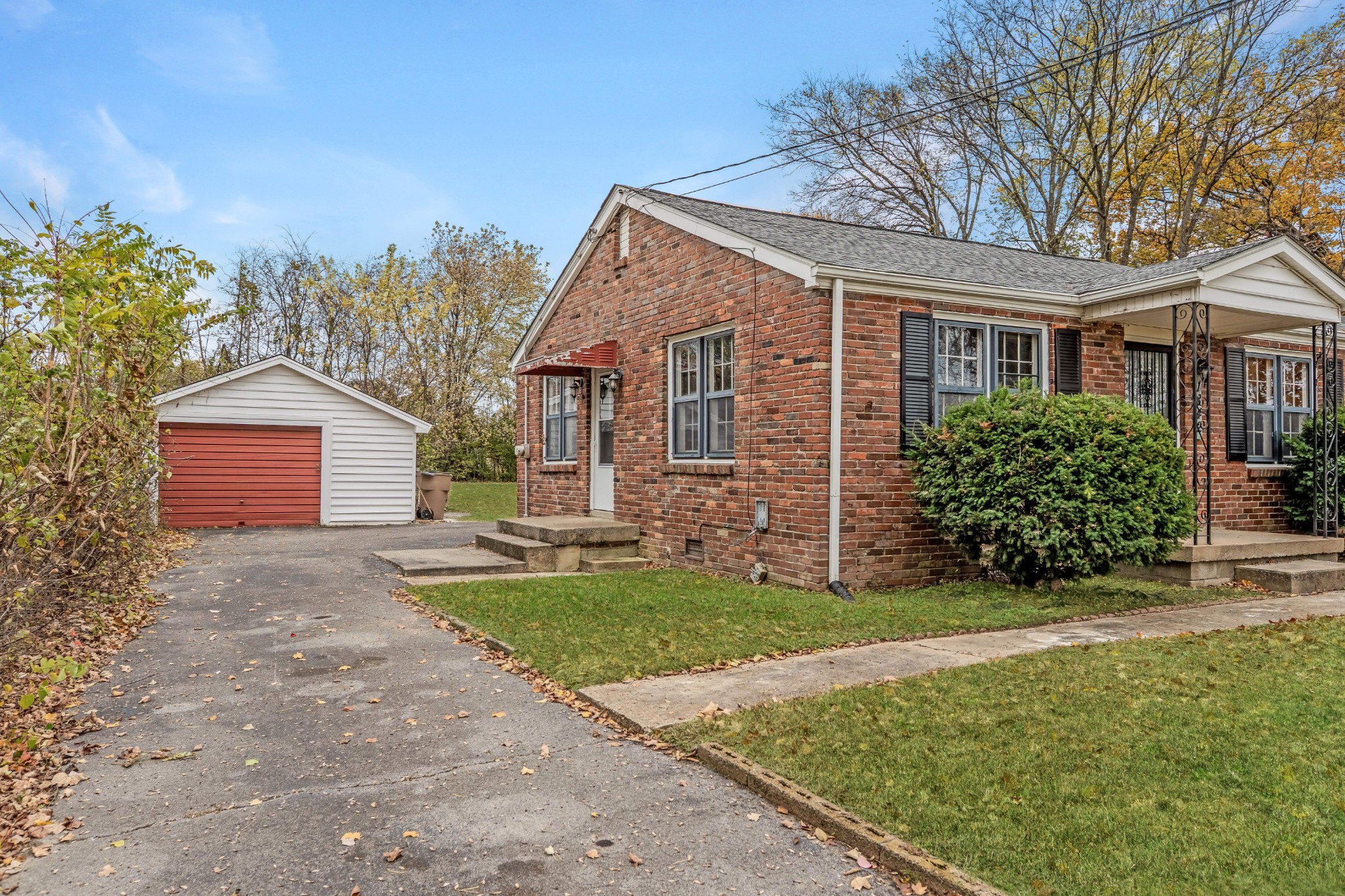 1842 Reynolds Rd