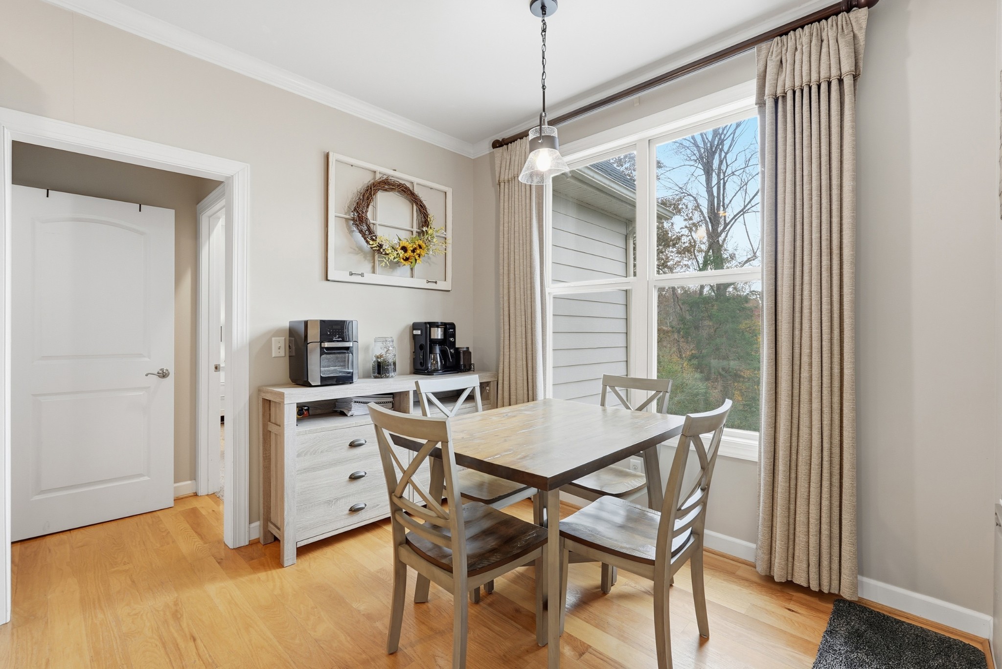 205 Stephen St
