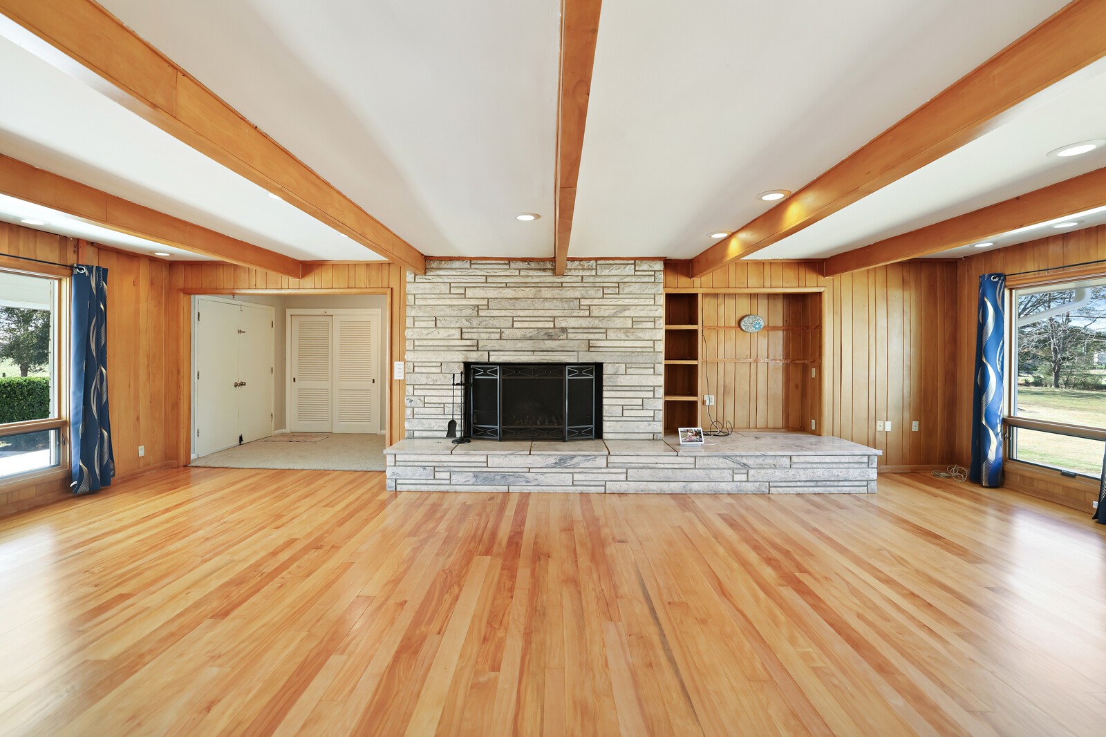 676 Ferguson Hill Rd