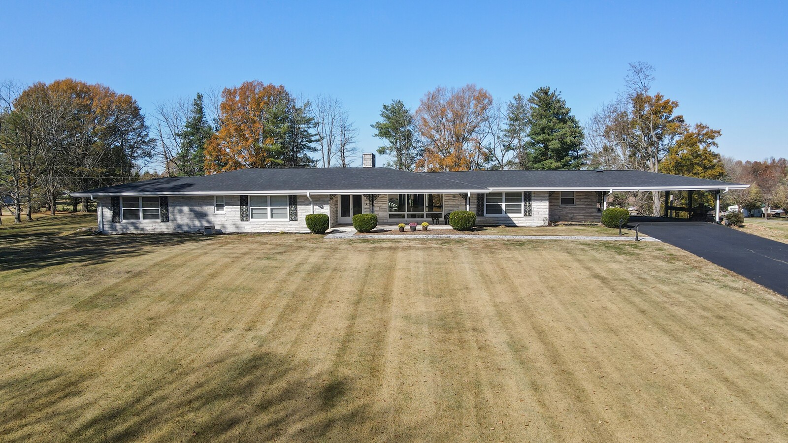 676 Ferguson Hill Rd