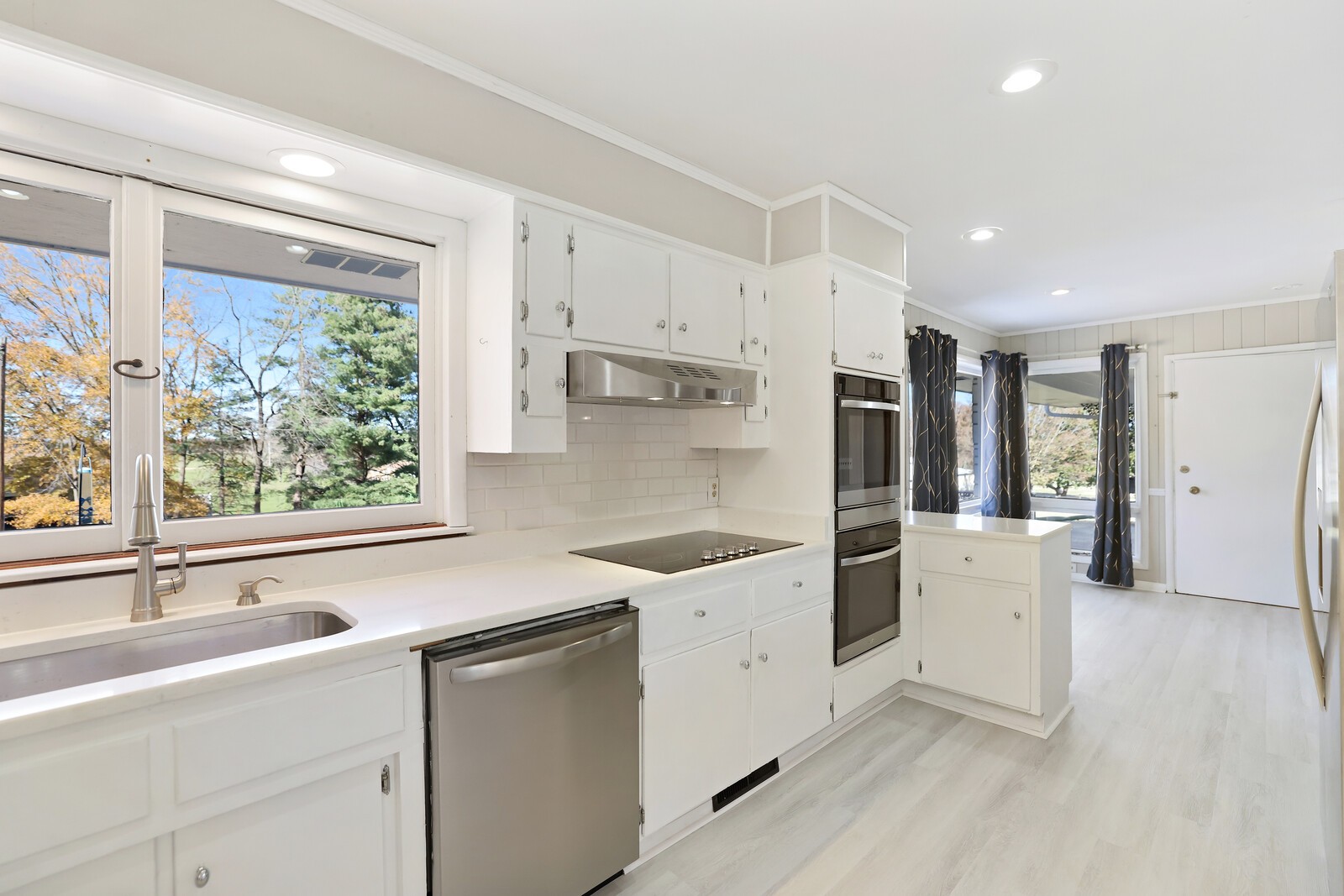 676 Ferguson Hill Rd