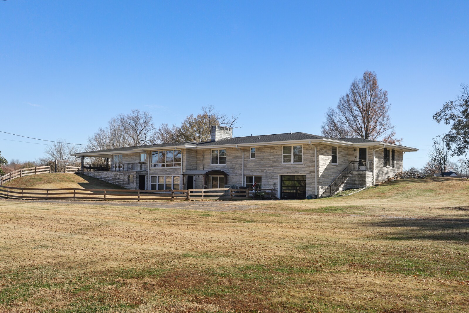 676 Ferguson Hill Rd
