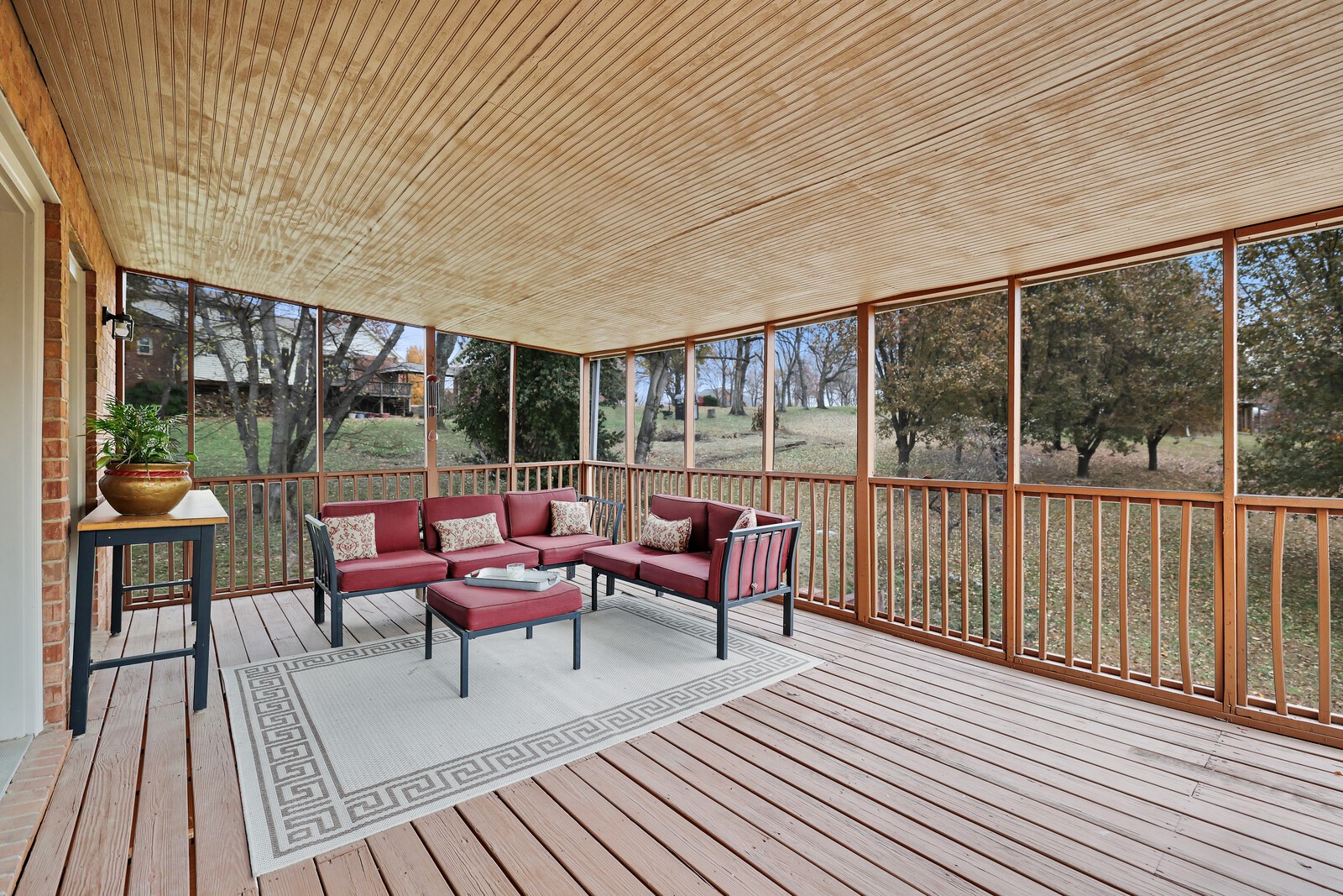 1202 Mount Vernon Ln