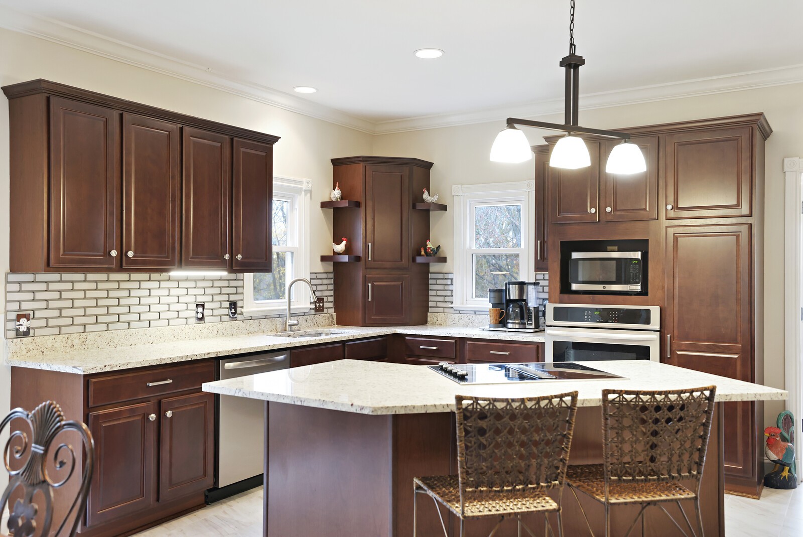 1202 Mount Vernon Ln