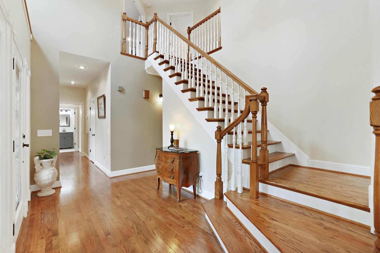 1202 Mount Vernon Ln