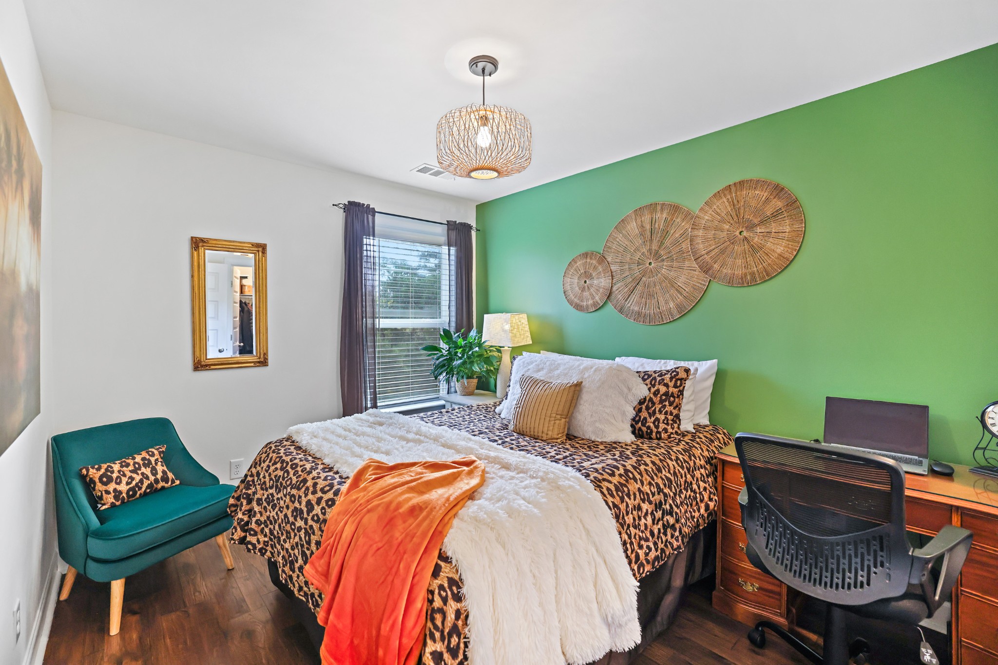 2741 Gossett Trl