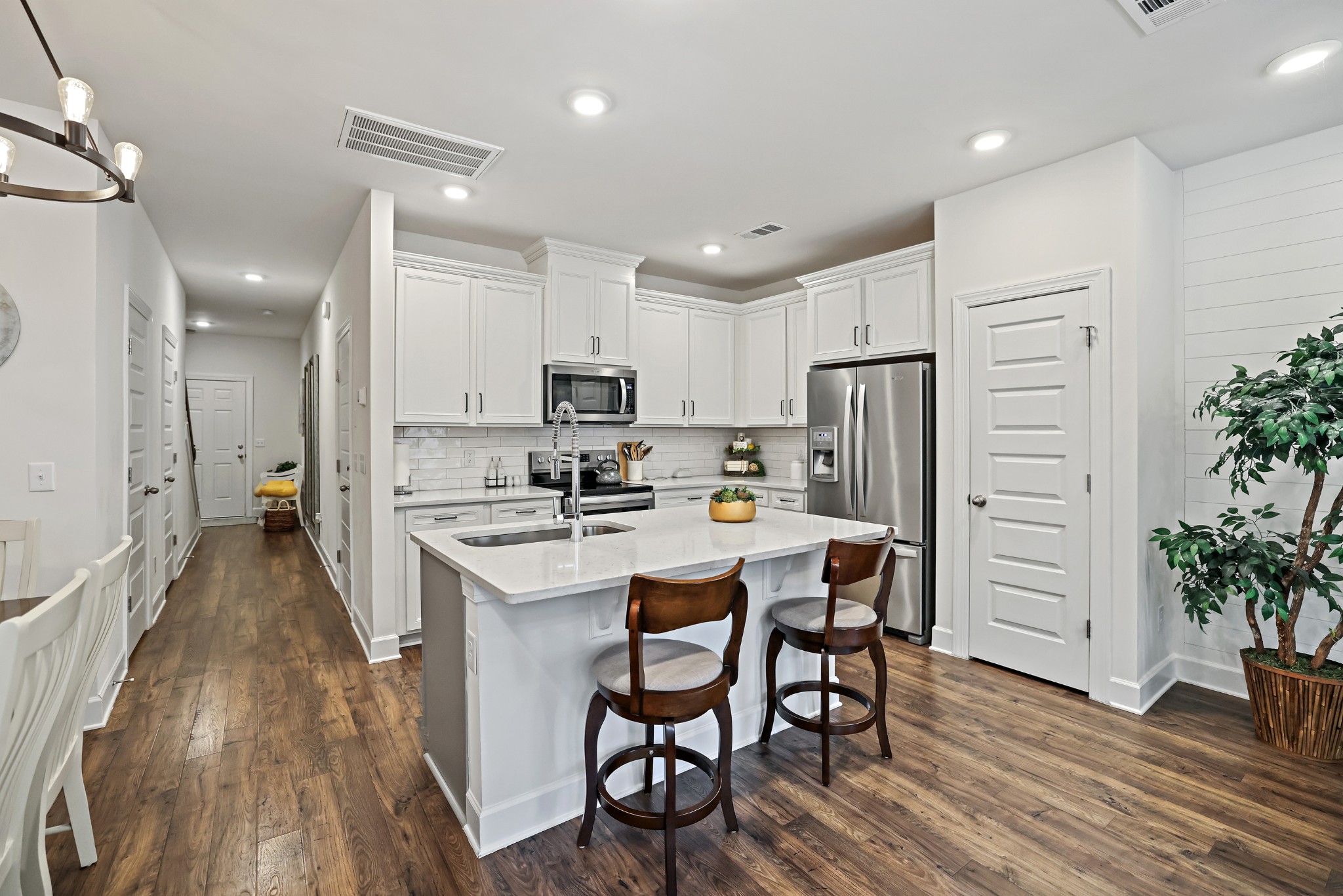 2741 Gossett Trl