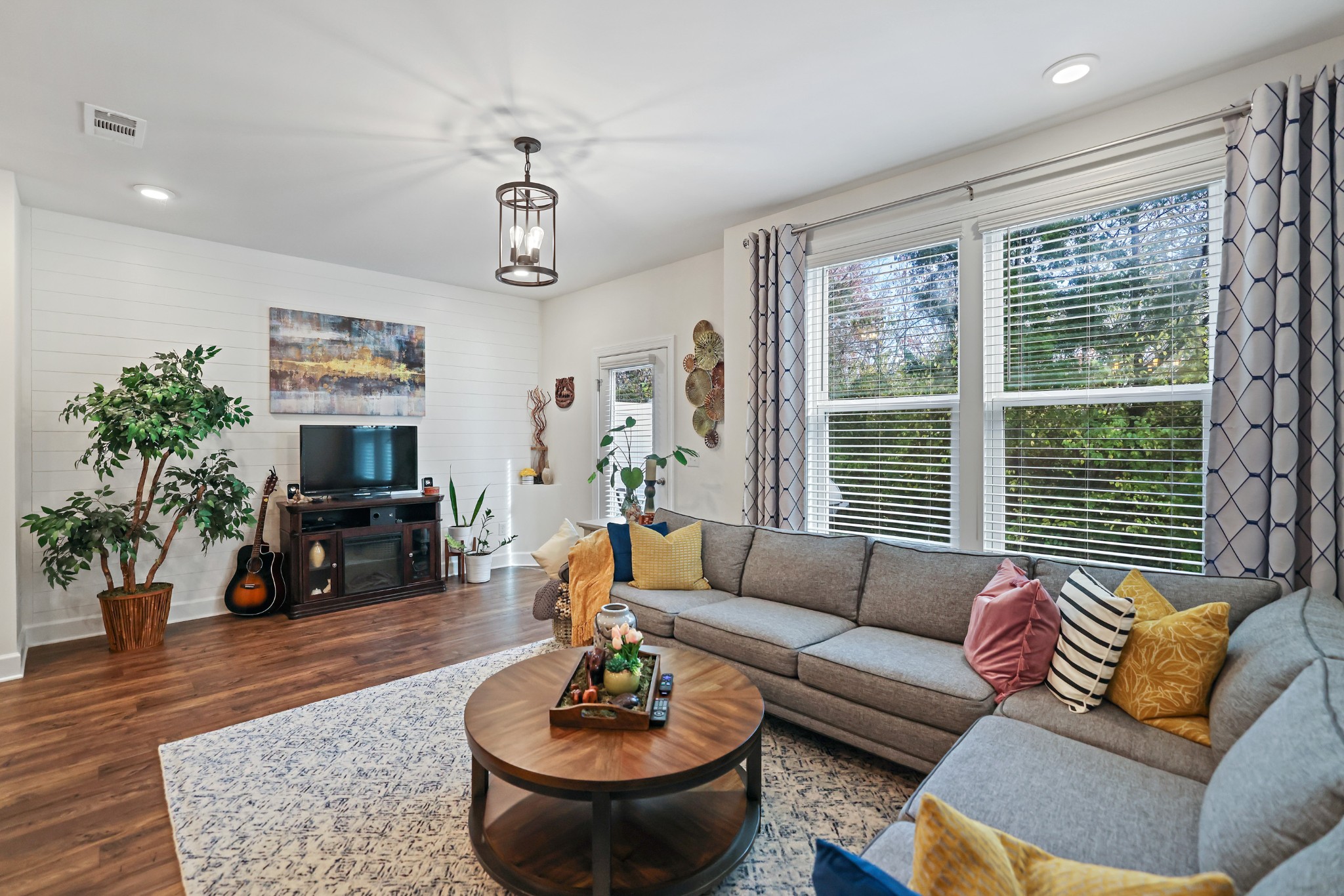 2741 Gossett Trl