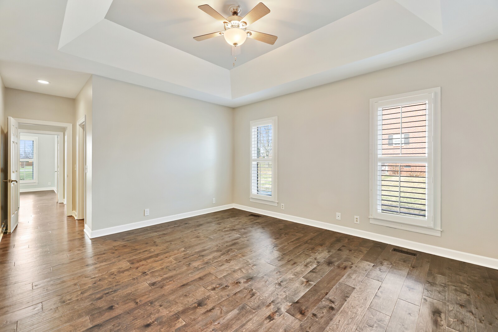 55 Colonial Dr