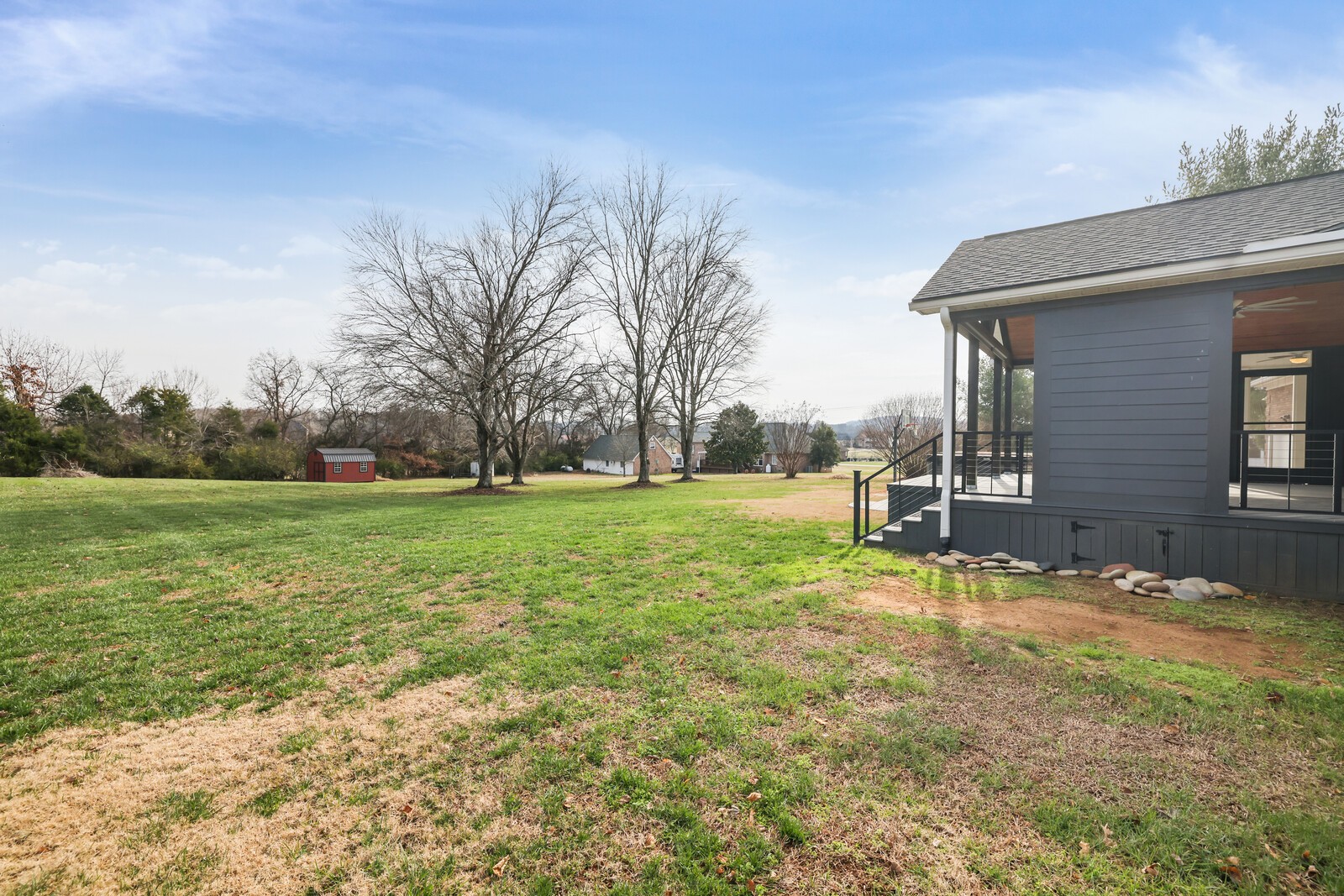 55 Colonial Dr