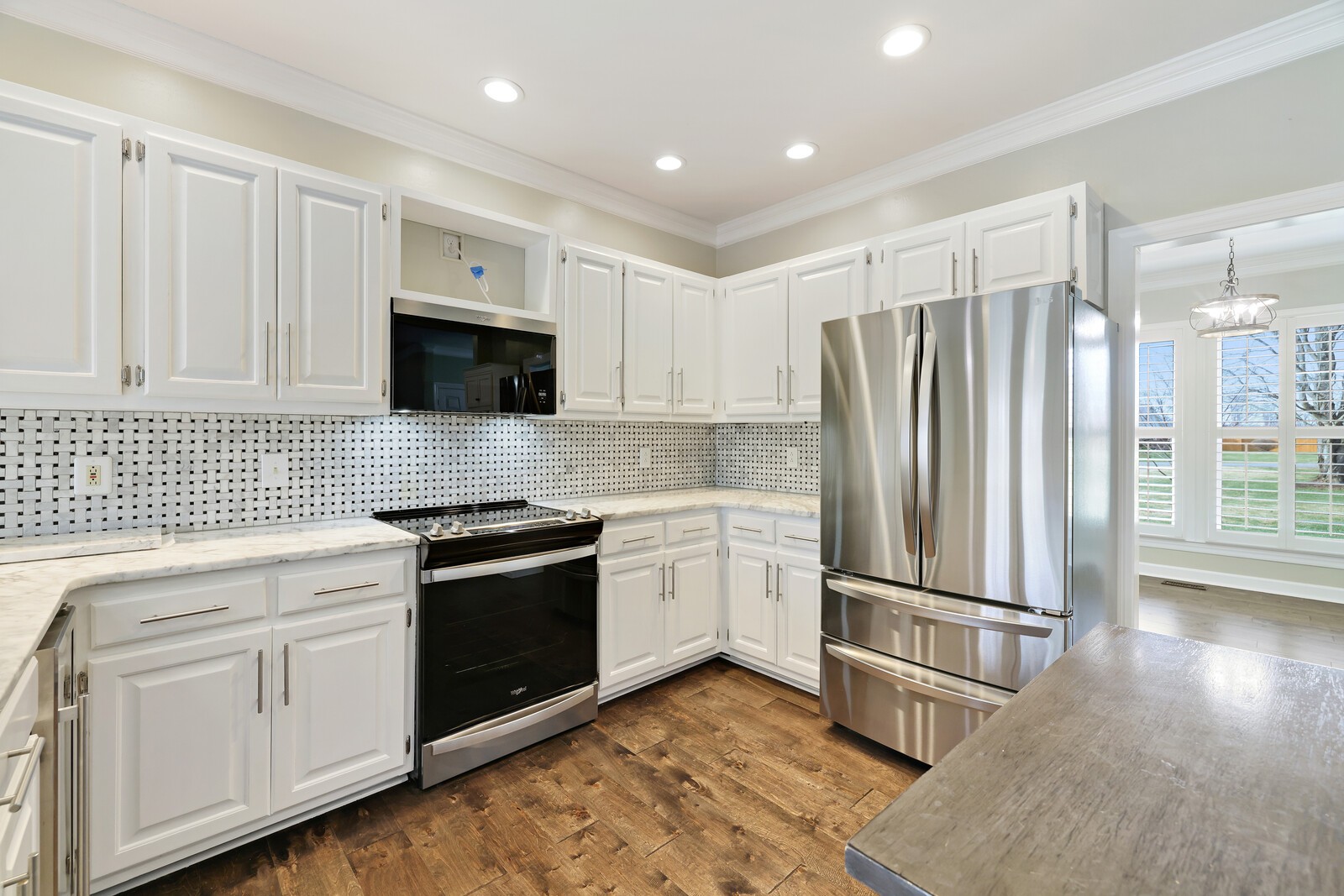 55 Colonial Dr