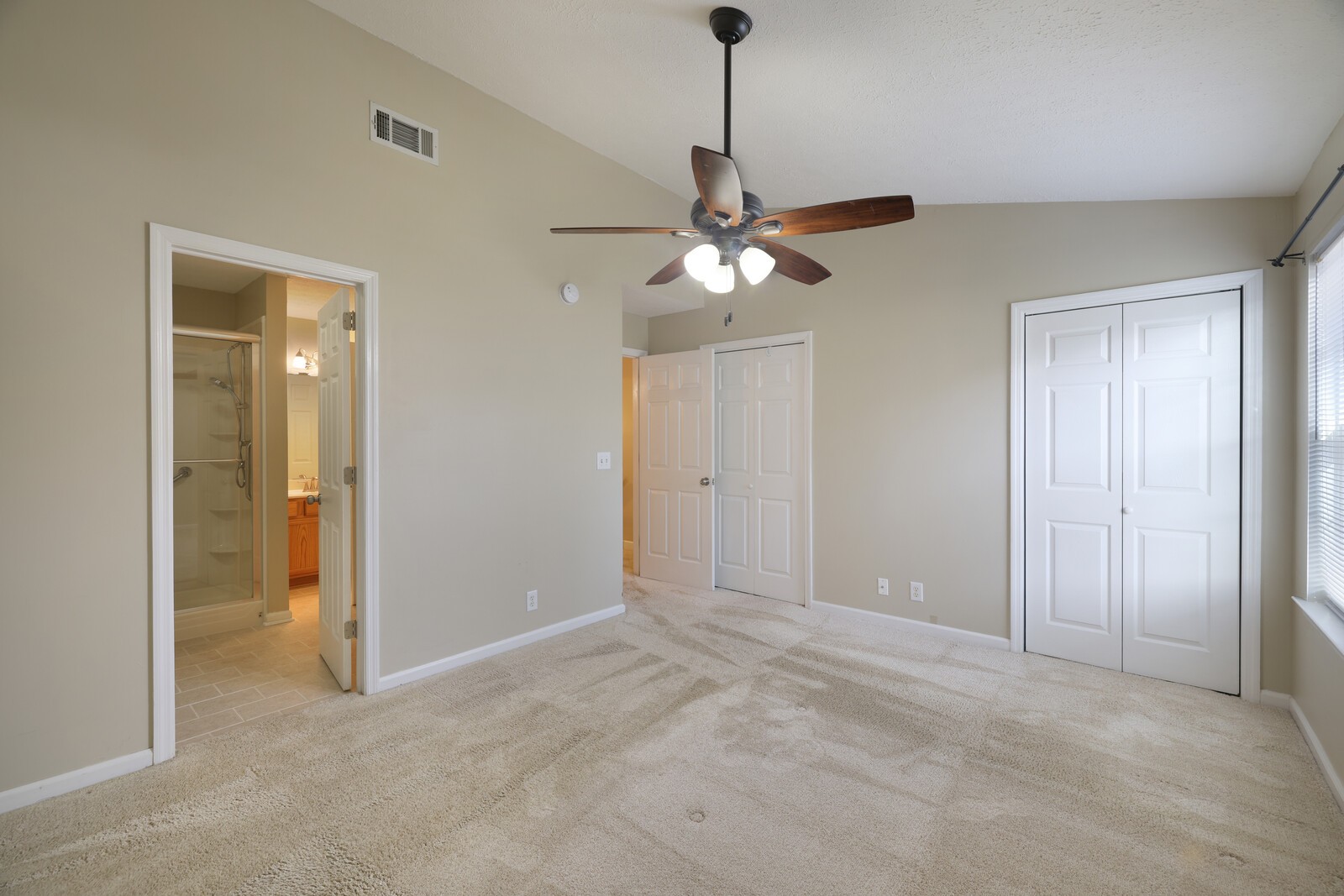 133 Lakebrink Dr