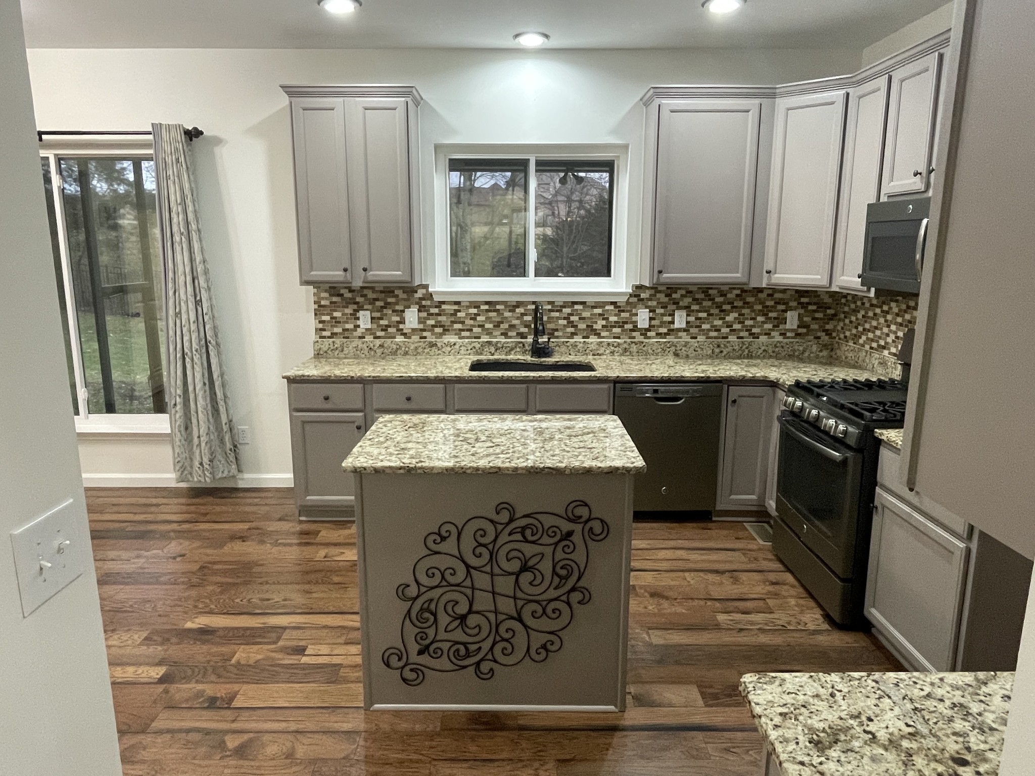 224 Spy Glass Way