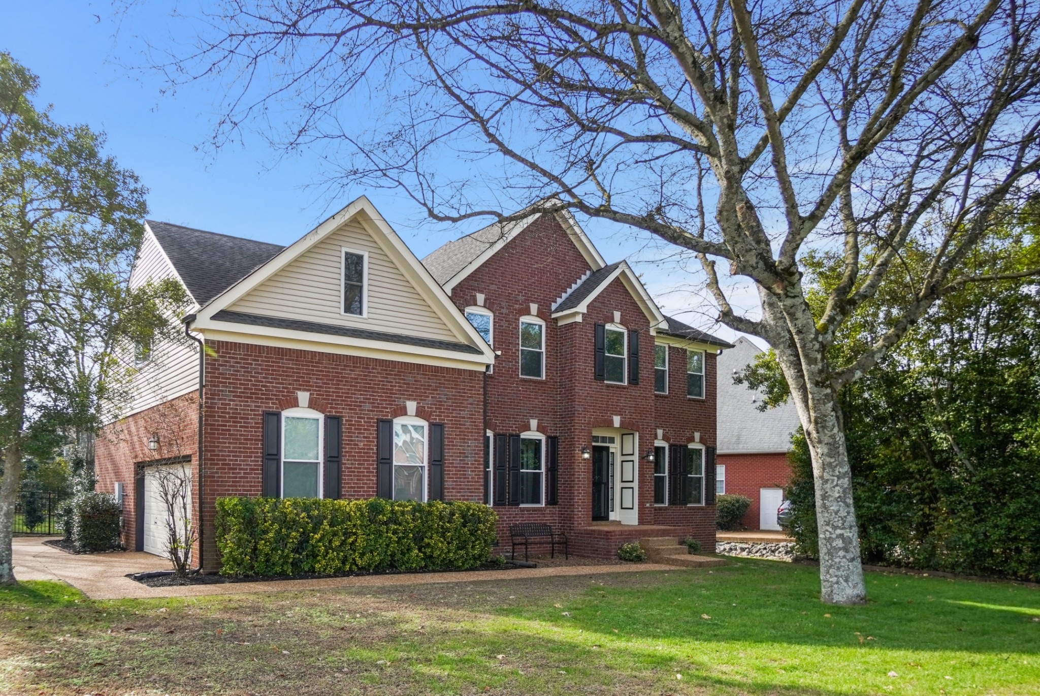 224 Spy Glass Way