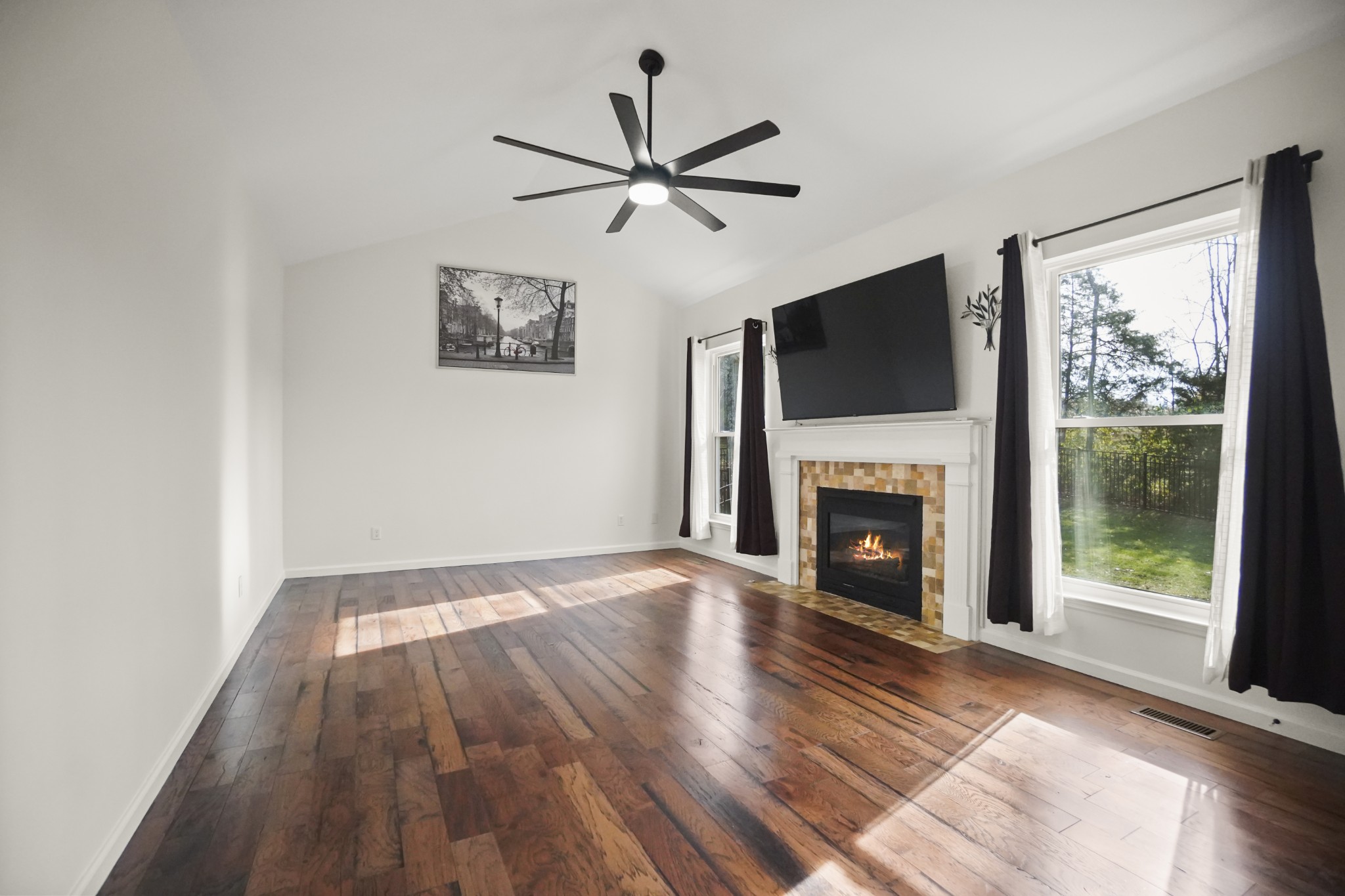 224 Spy Glass Way