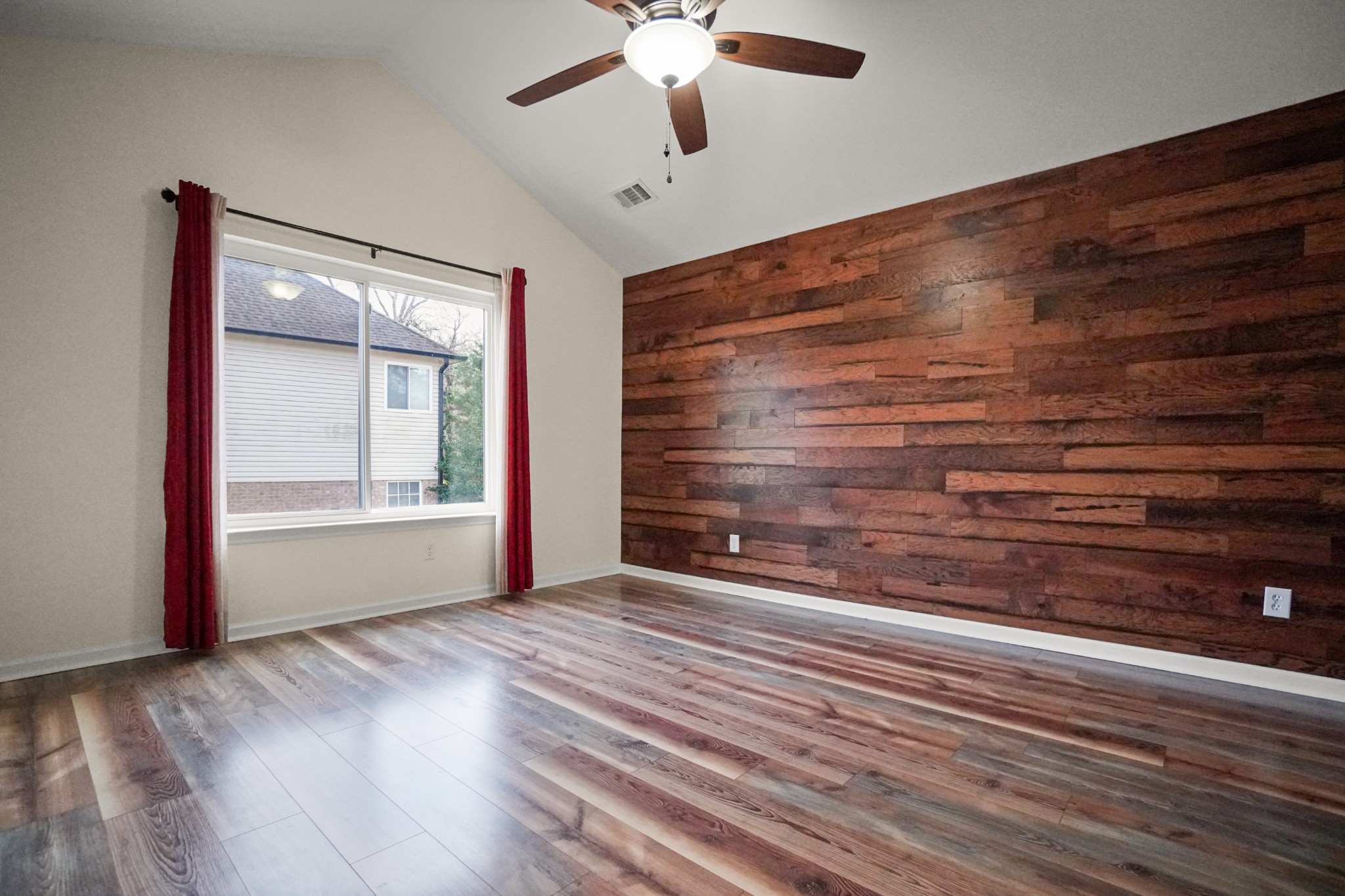 224 Spy Glass Way