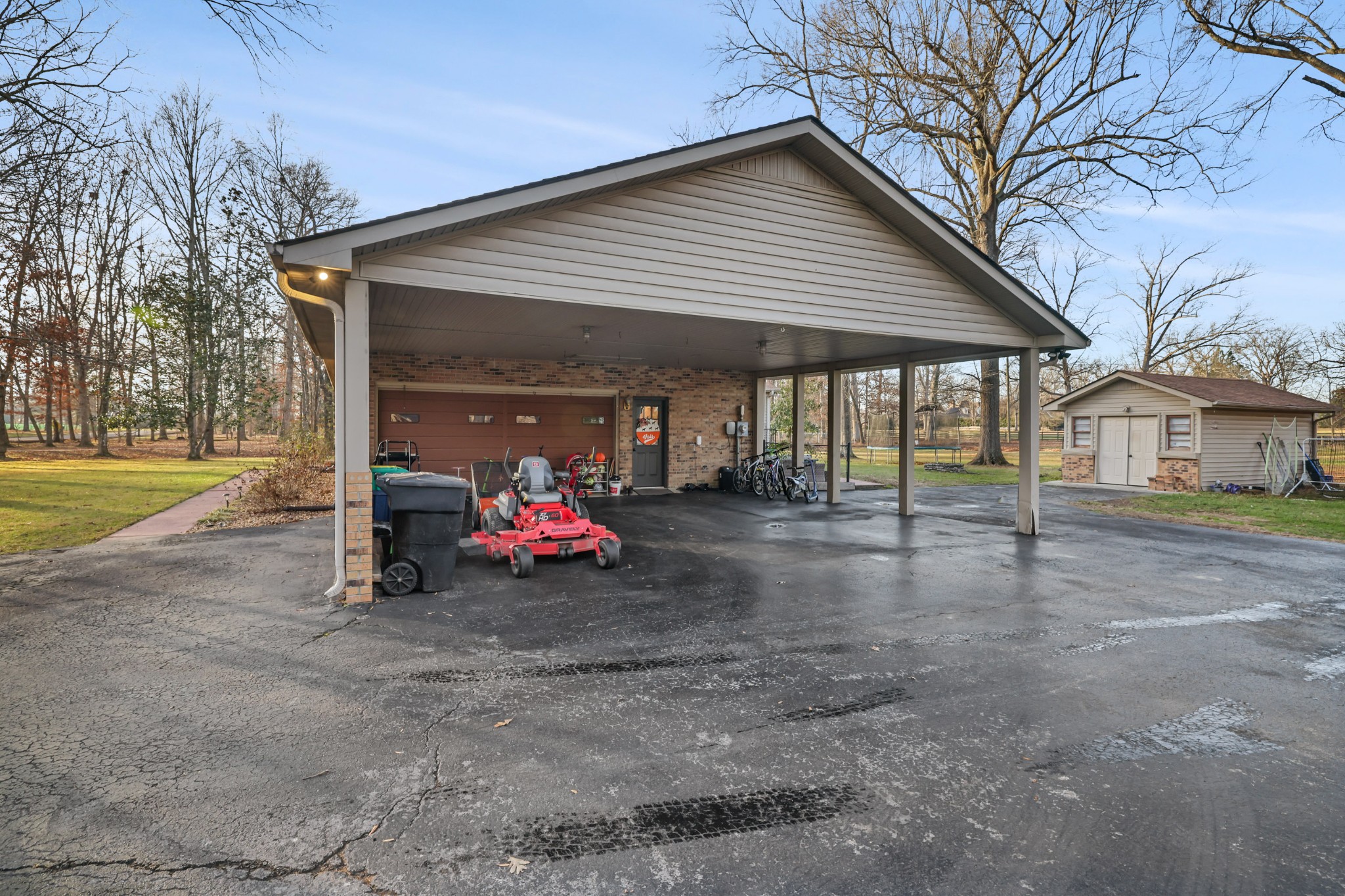 105 Regwood Dr