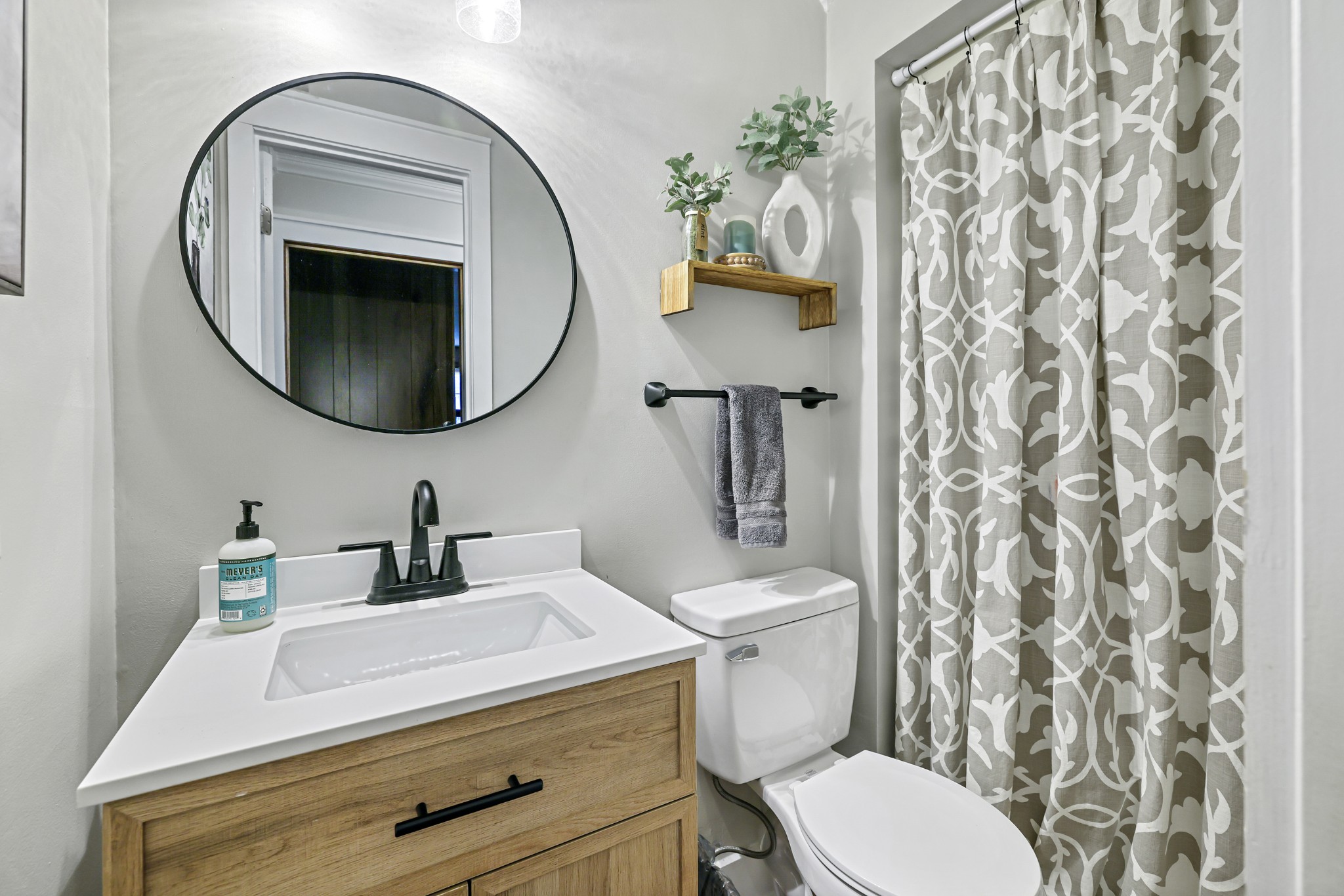 105 Regwood Dr