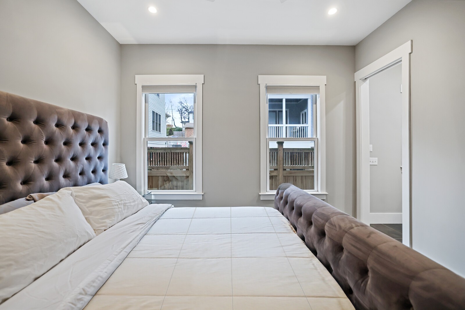 818 Shelby Ave Unit: B