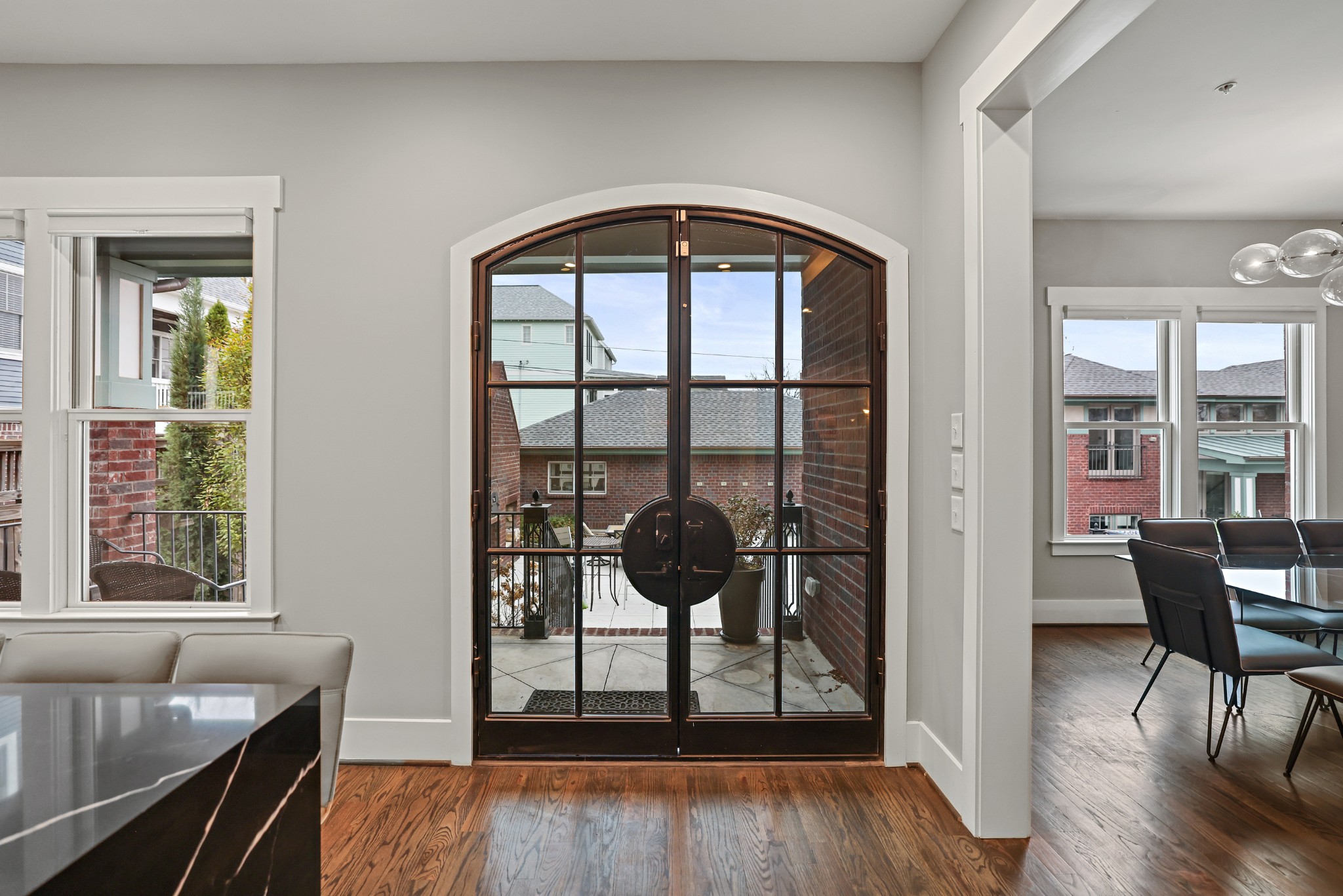 818 Shelby Ave Unit: B