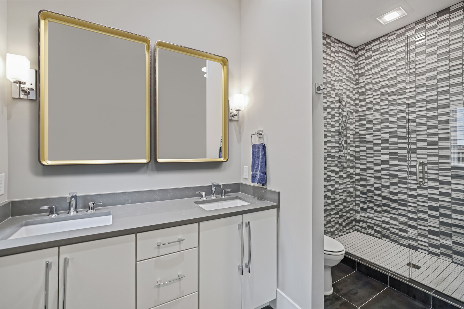 818 Shelby Ave Unit: B