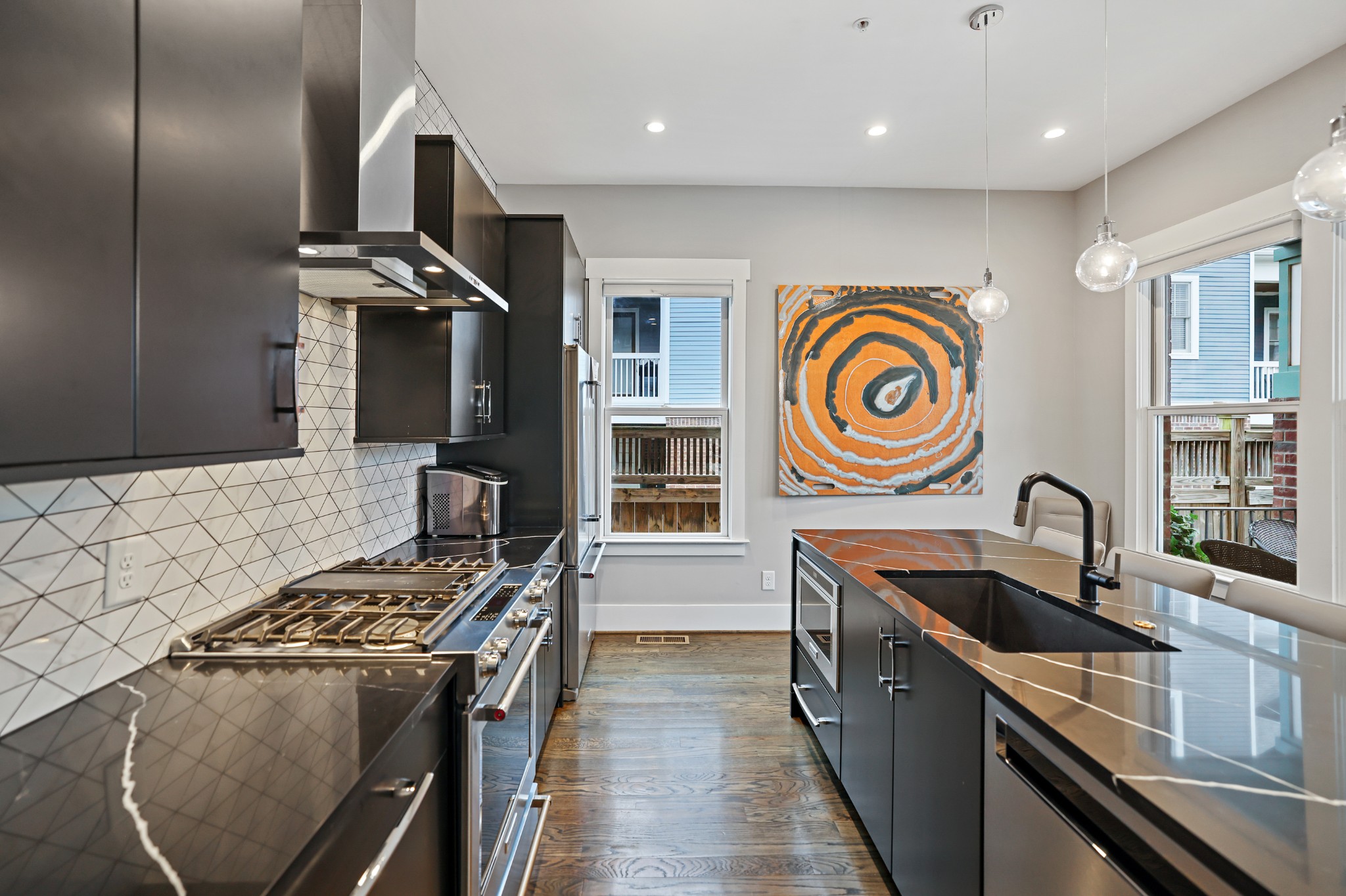 818 Shelby Ave Unit: B