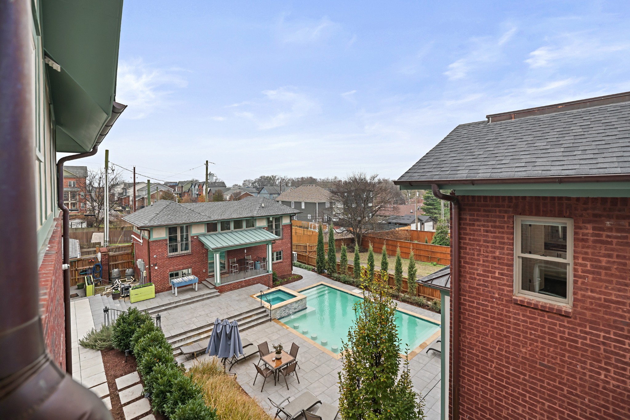 818 Shelby Ave Unit: B