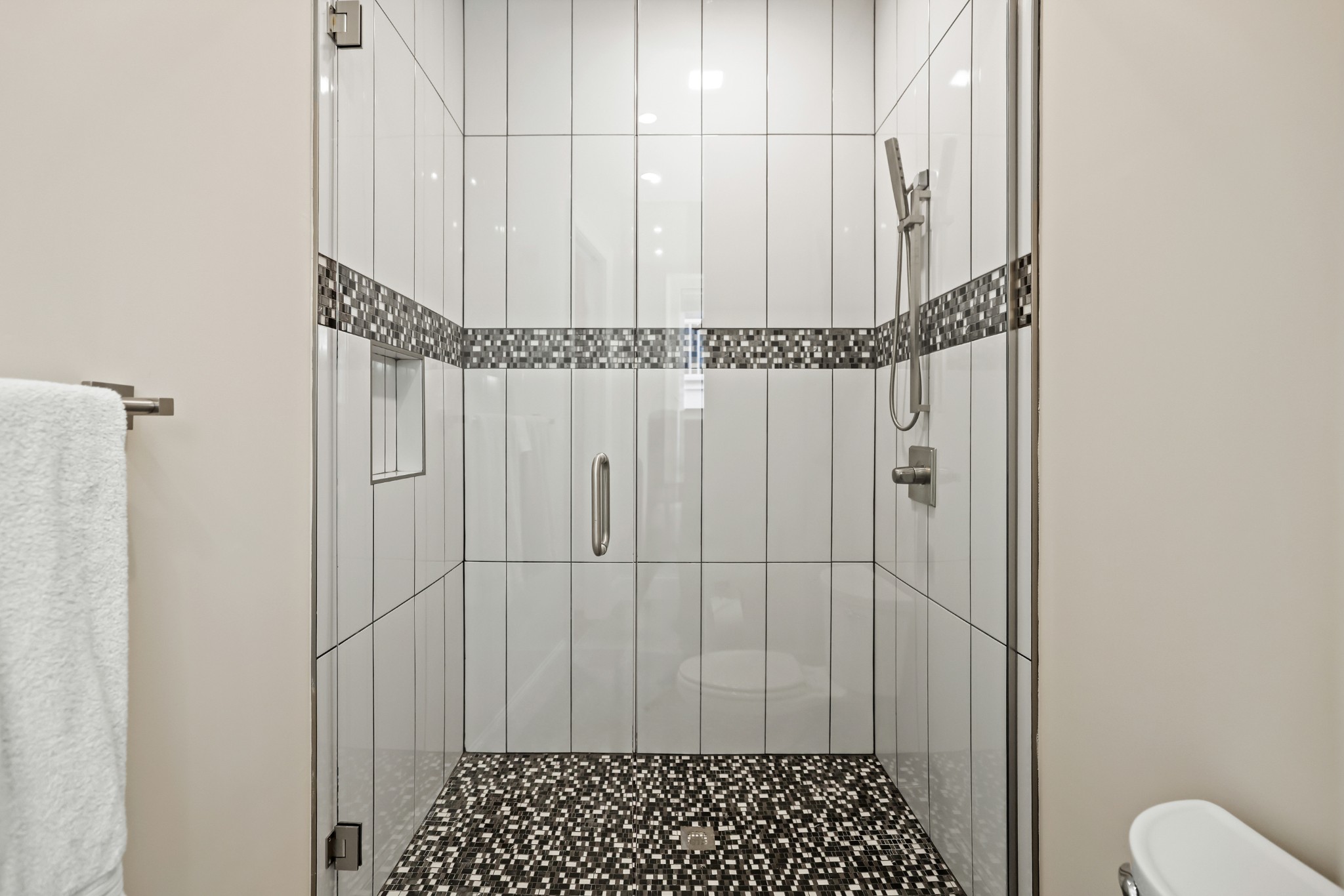 818 Shelby Ave Unit: A