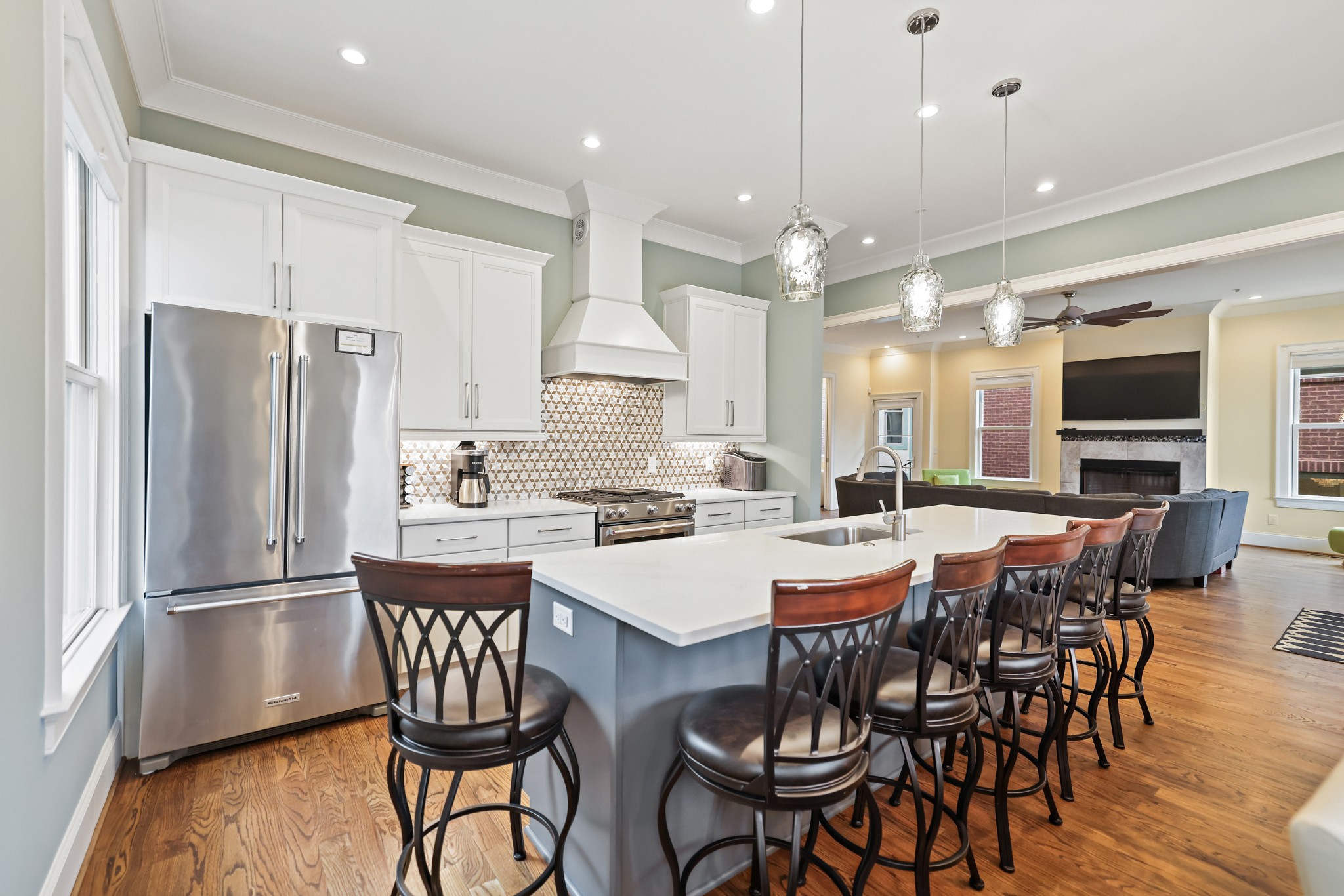 818 Shelby Ave Unit: A