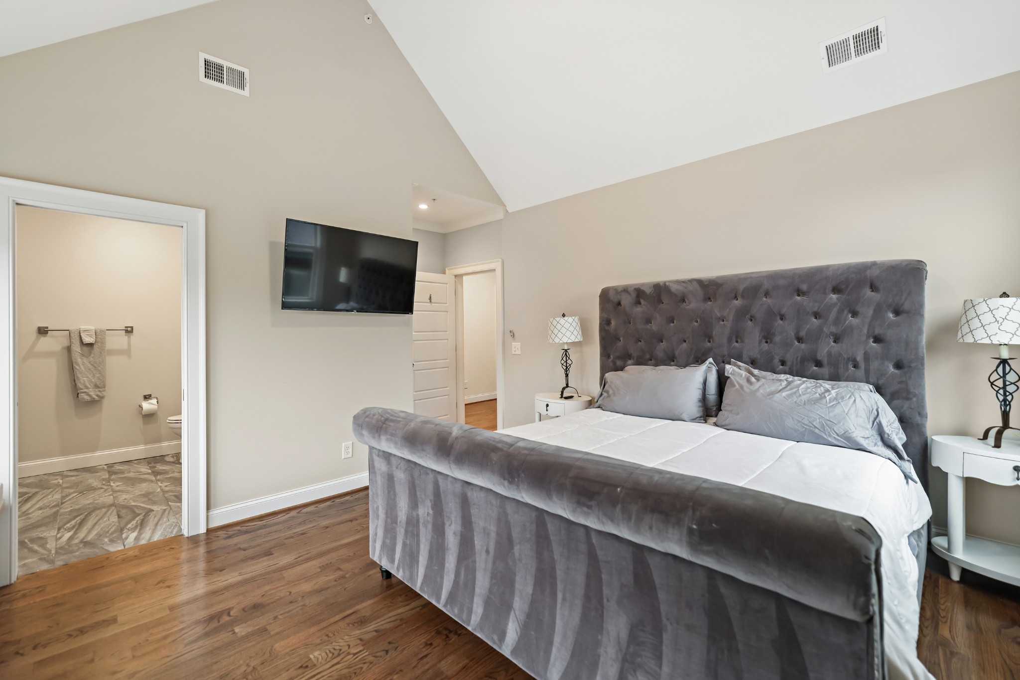 818 Shelby Ave Unit: A