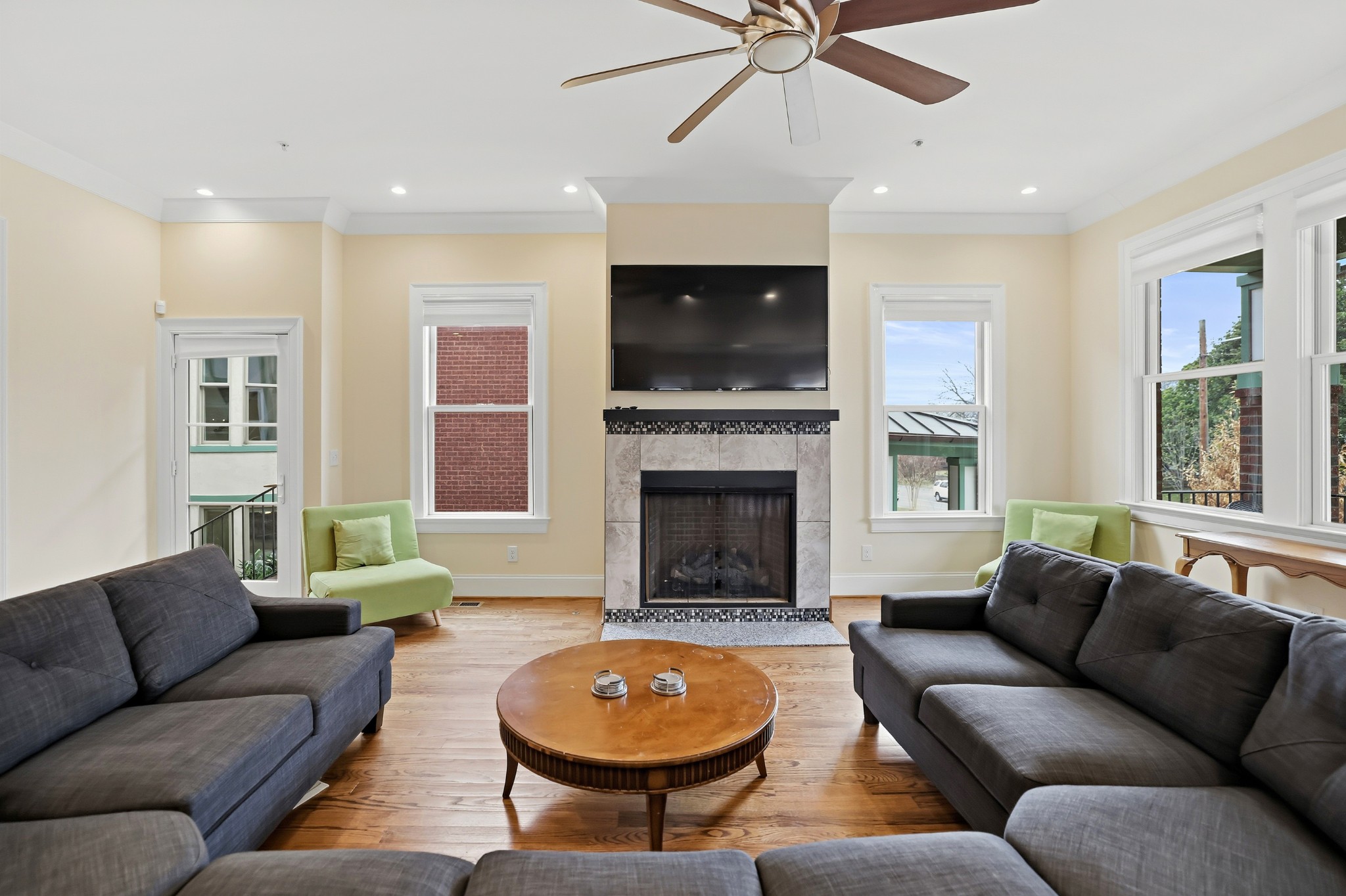 818 Shelby Ave Unit: A