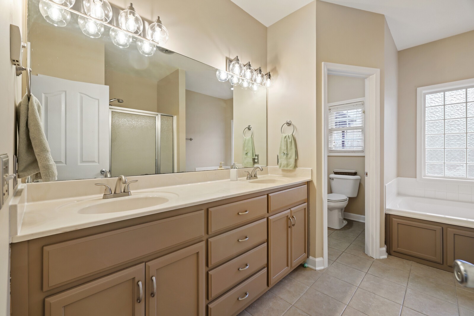 1327 Cheatham Dam Rd