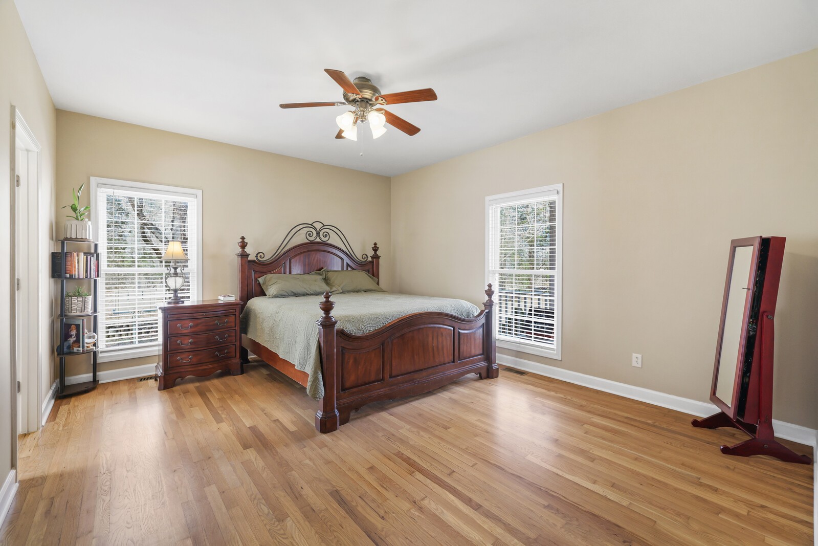 1327 Cheatham Dam Rd