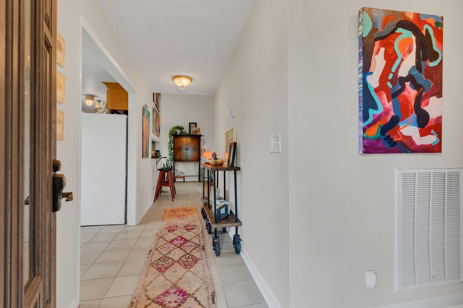 210 Raintree Dr