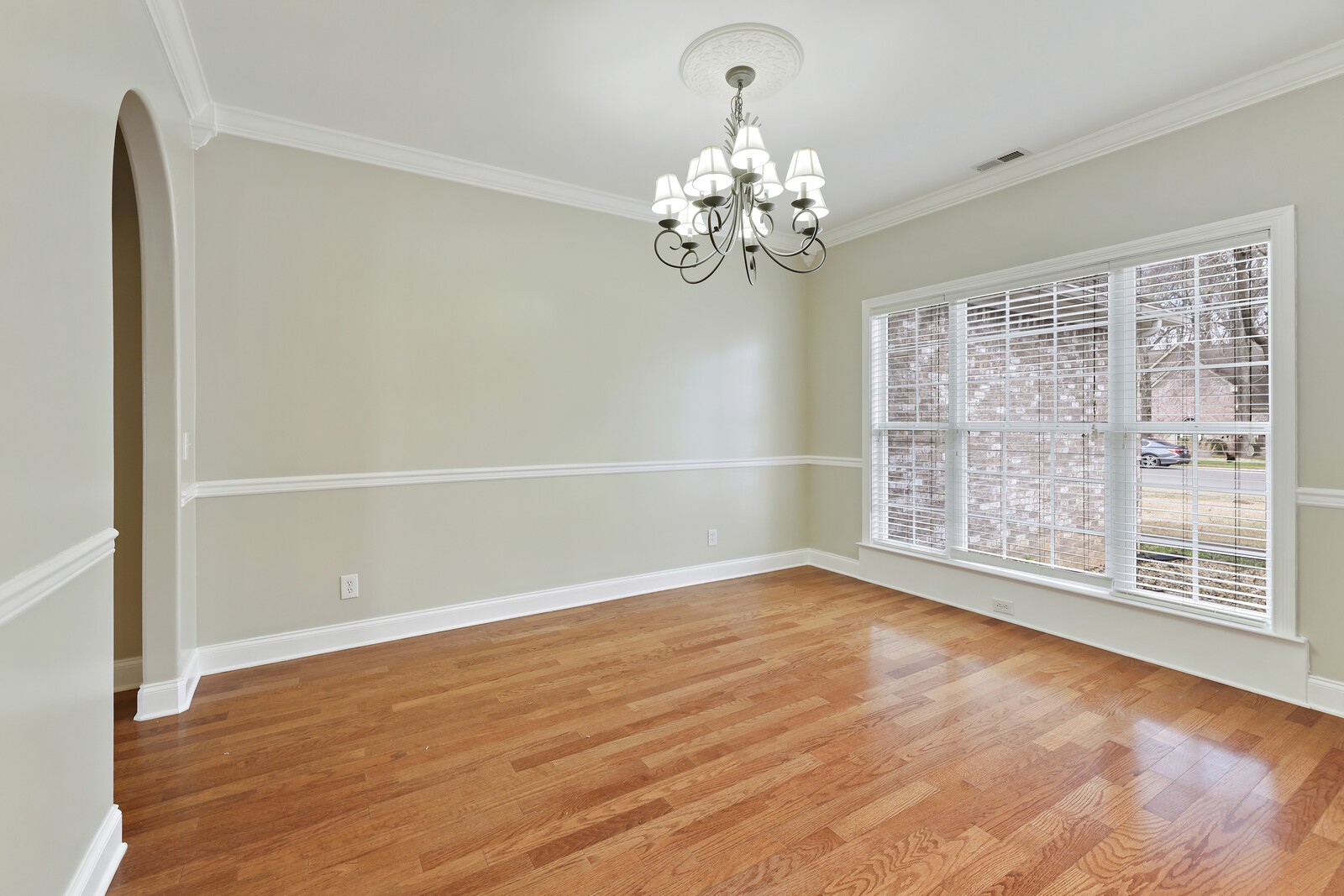3429 Deerview Dr