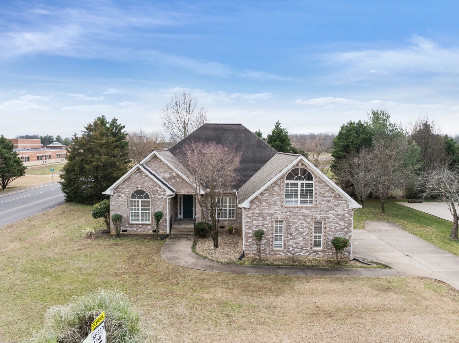 3429 Deerview Dr