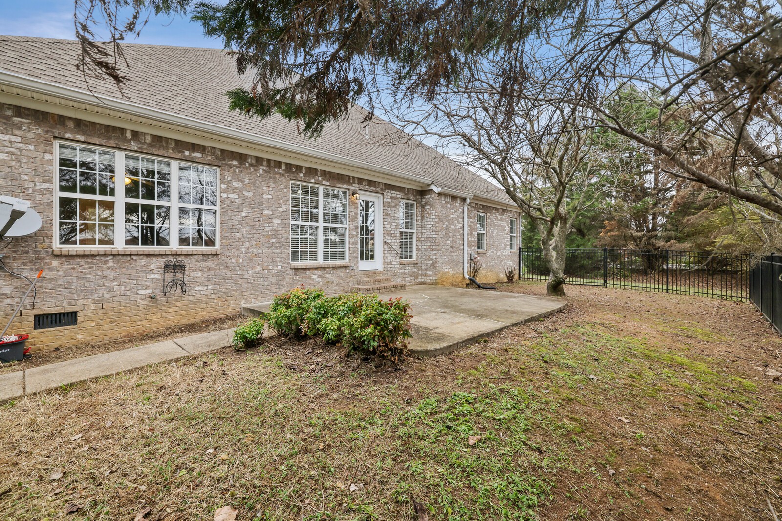 3429 Deerview Dr