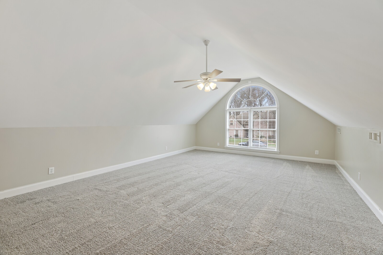 3429 Deerview Dr