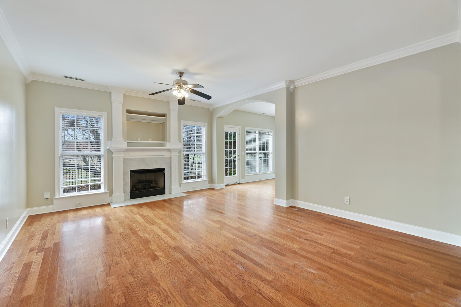 3429 Deerview Dr