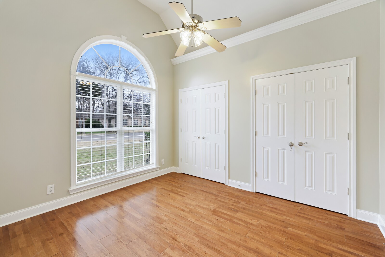 3429 Deerview Dr