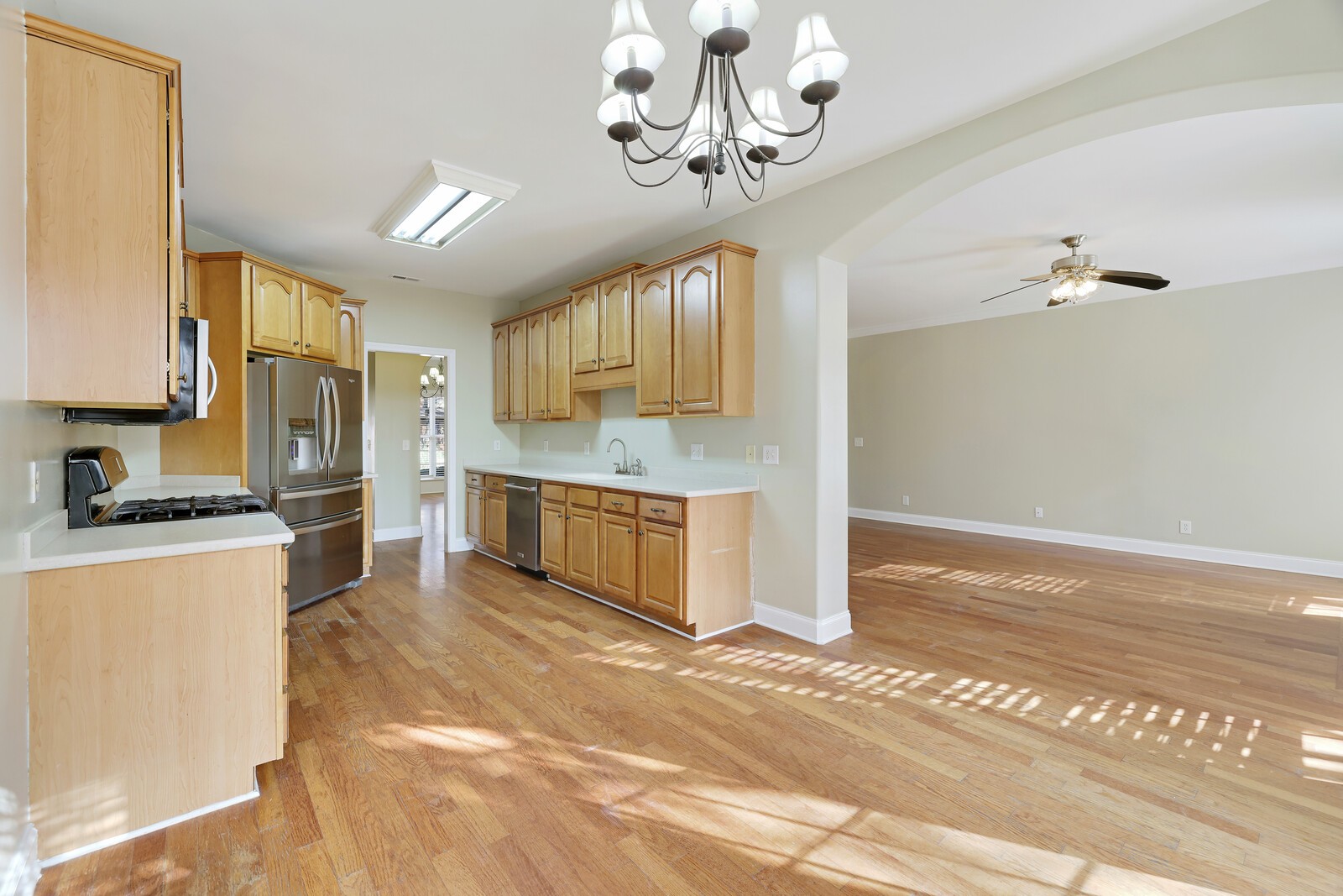3429 Deerview Dr