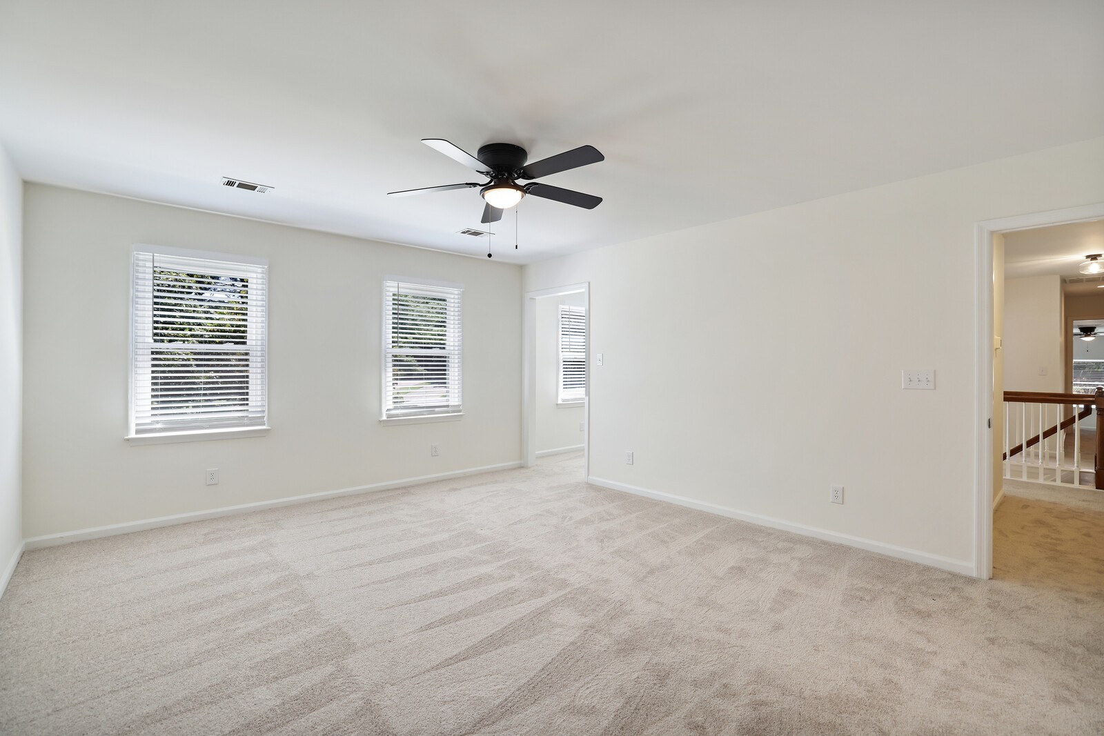 700 Highland View Pl