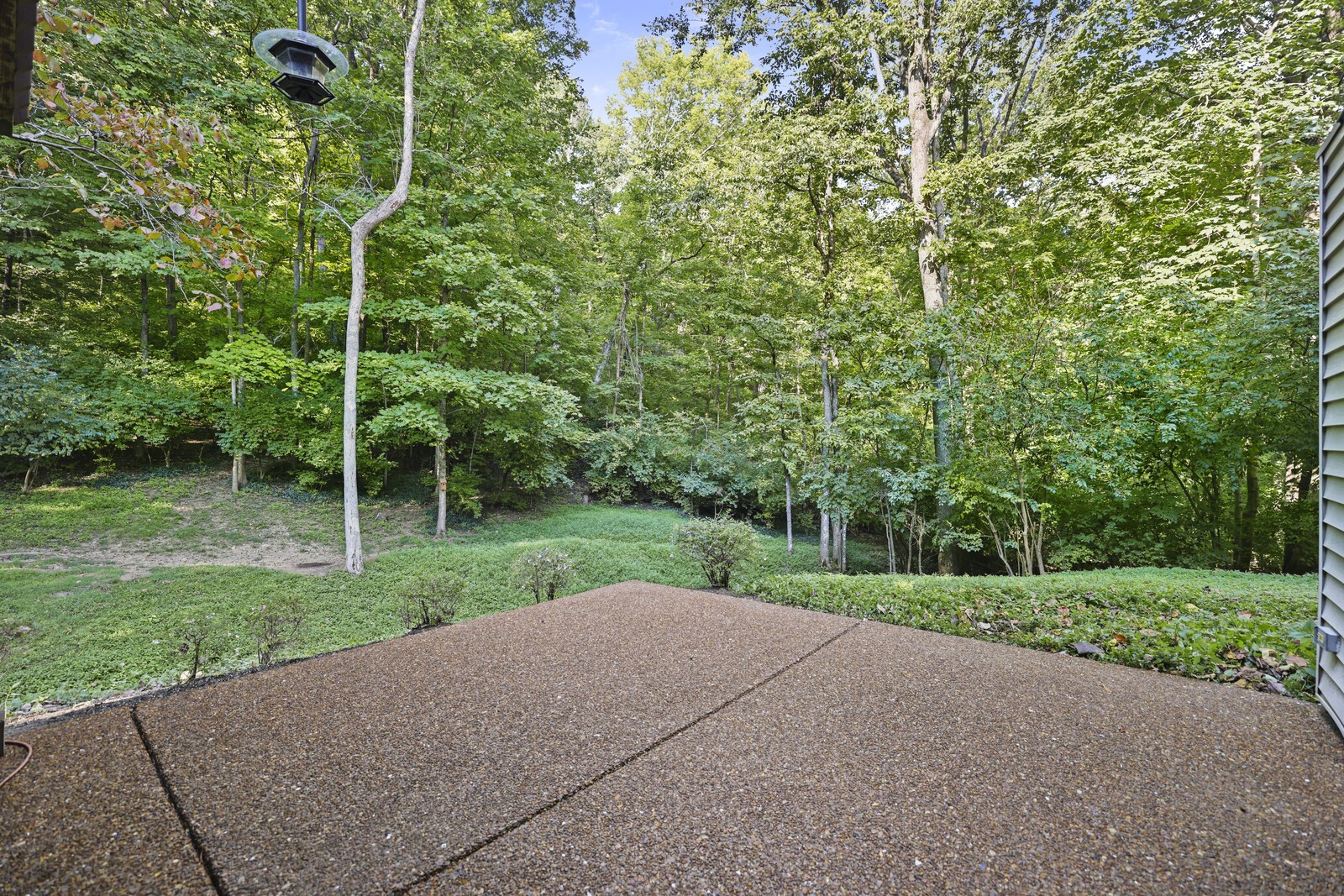 700 Highland View Pl