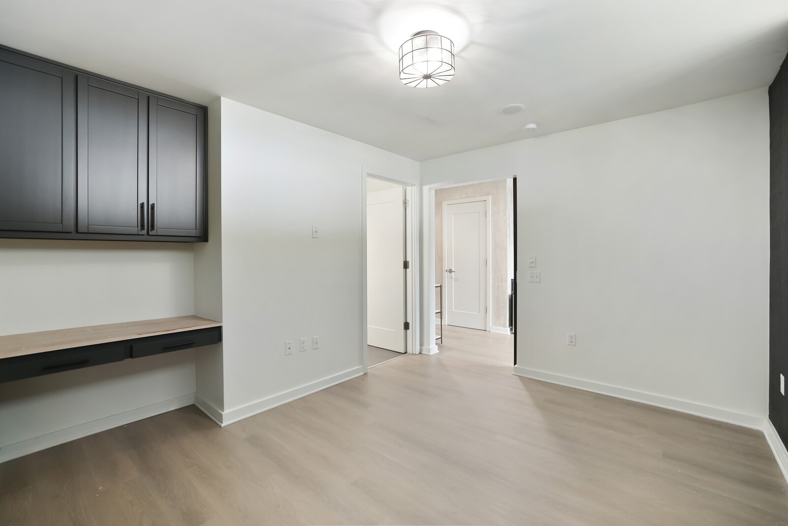 1212 Laurel St Unit: 1905