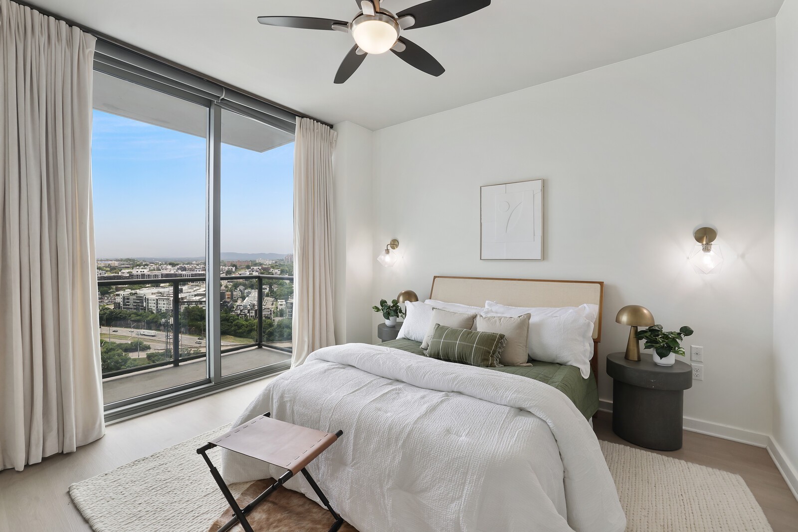 1212 Laurel St Unit: 1905