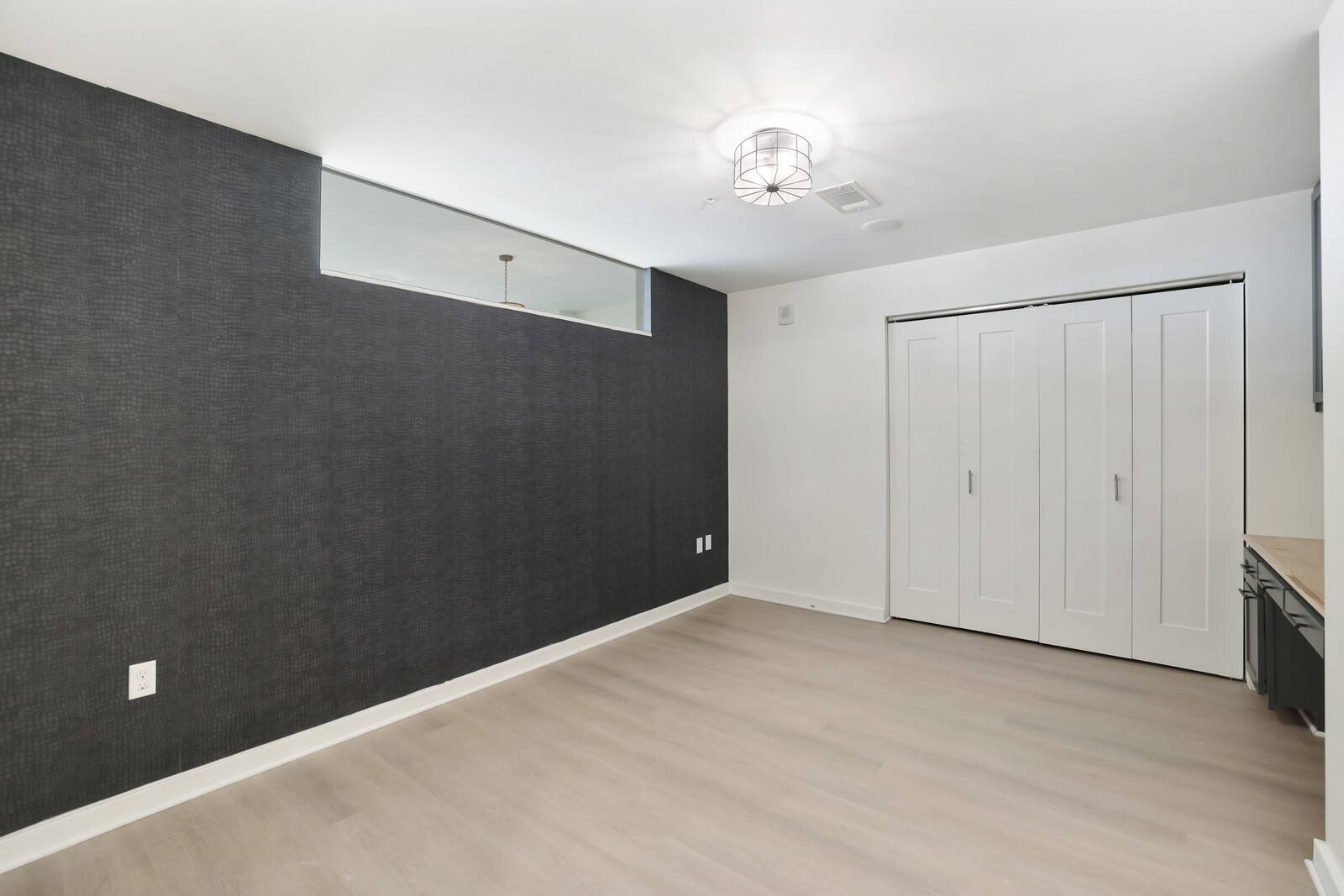 1212 Laurel St Unit: 1905