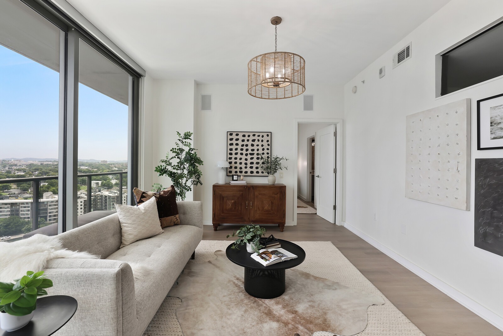 1212 Laurel St Unit: 1905