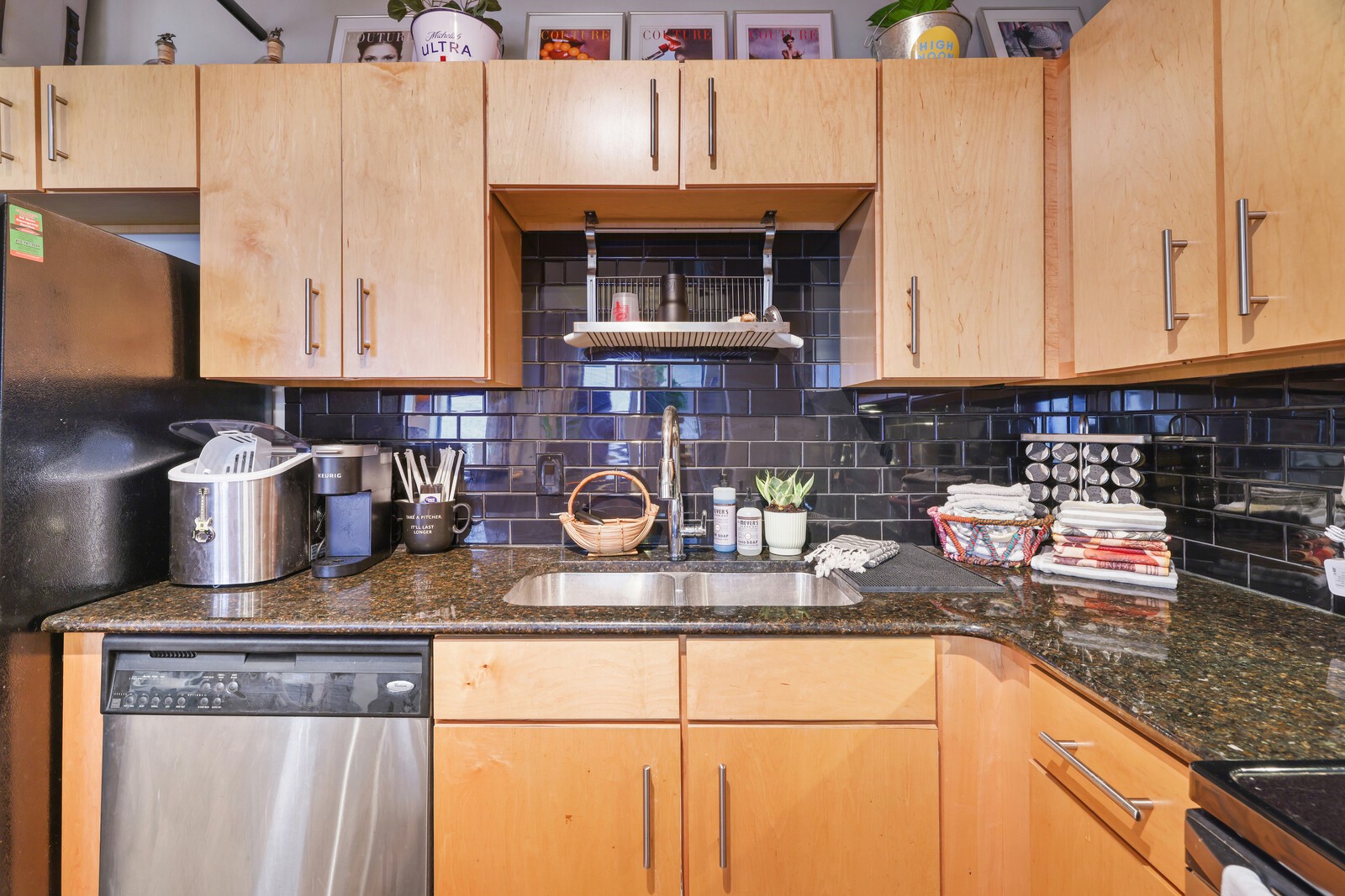 700 Church St Unit: 207