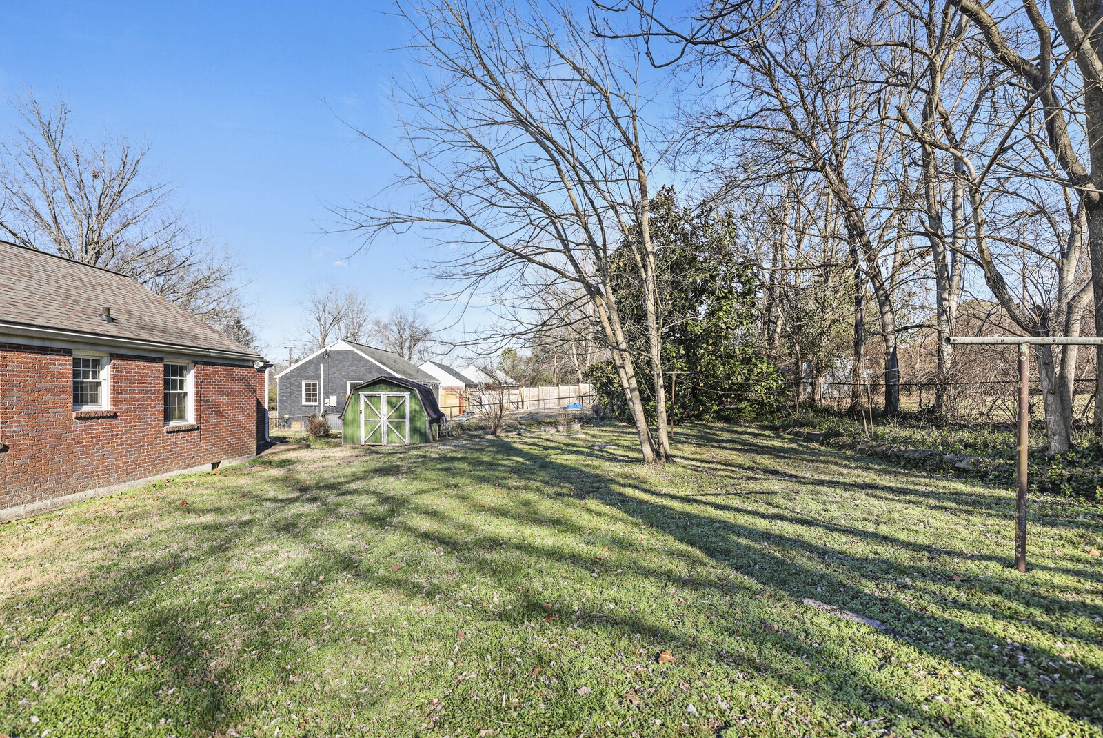 2217 Pinewood Rd