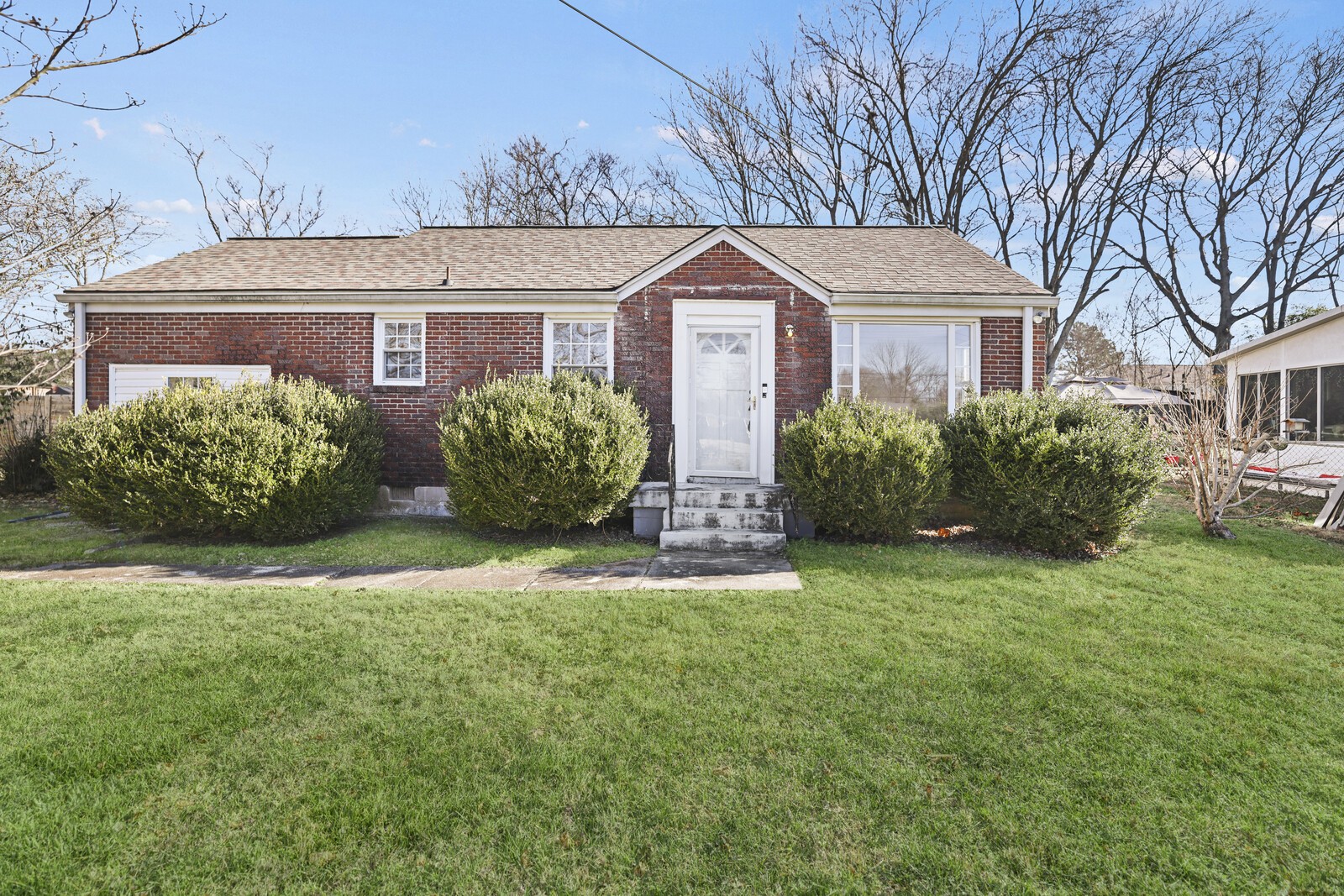2217 Pinewood Rd